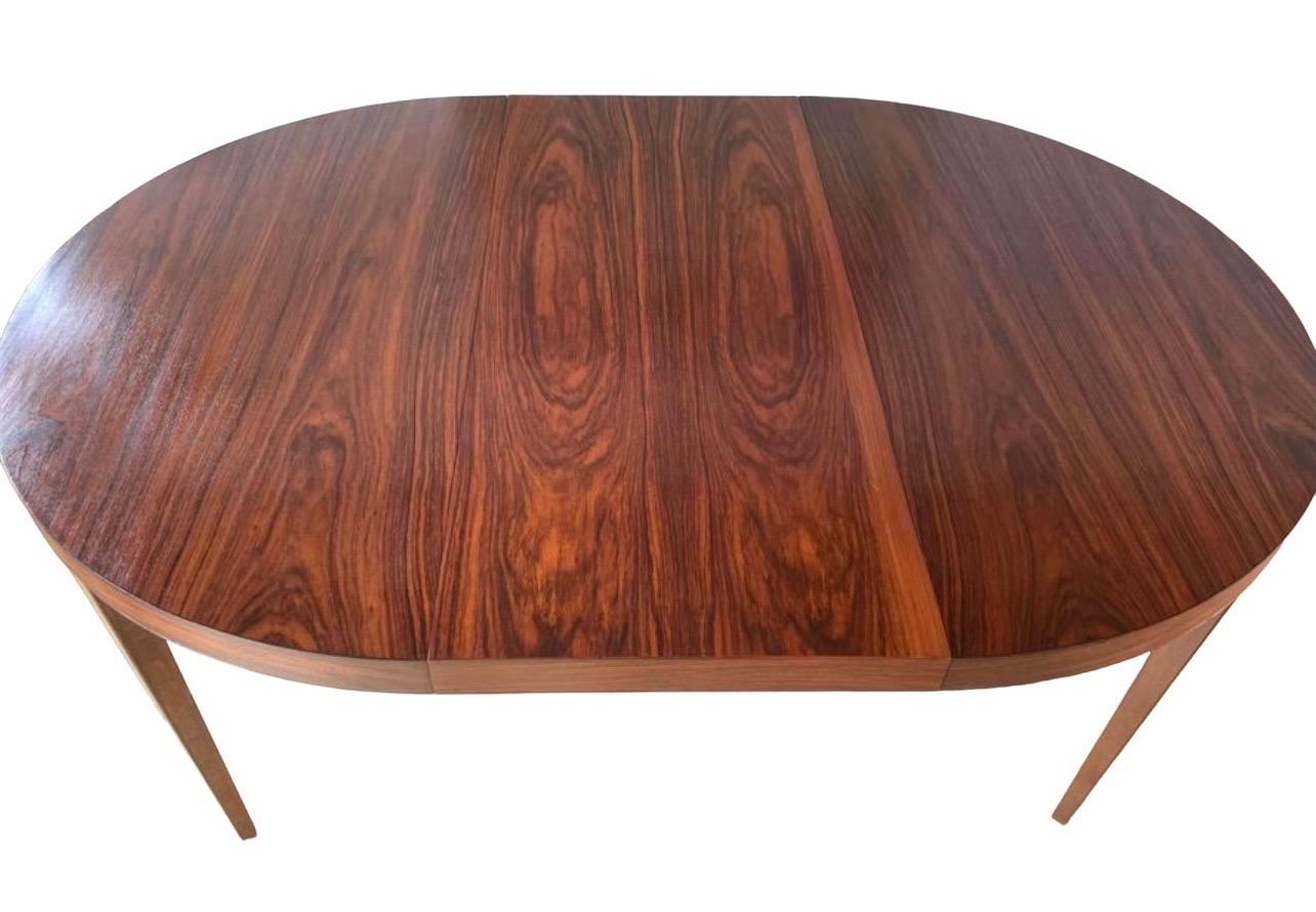 Vintage Danish Mid Century Modern Rosewood Dining Table Extendable with one leaf For Sale 2