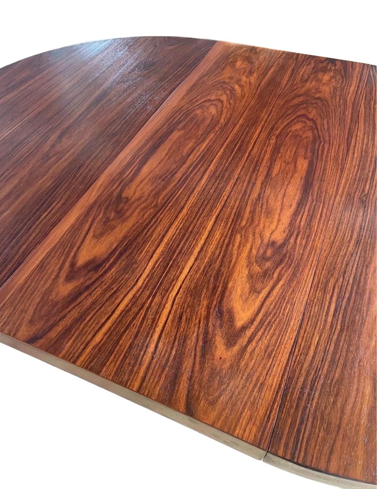 Vintage Danish Mid Century Modern Rosewood Dining Table Extendable with one leaf For Sale 3