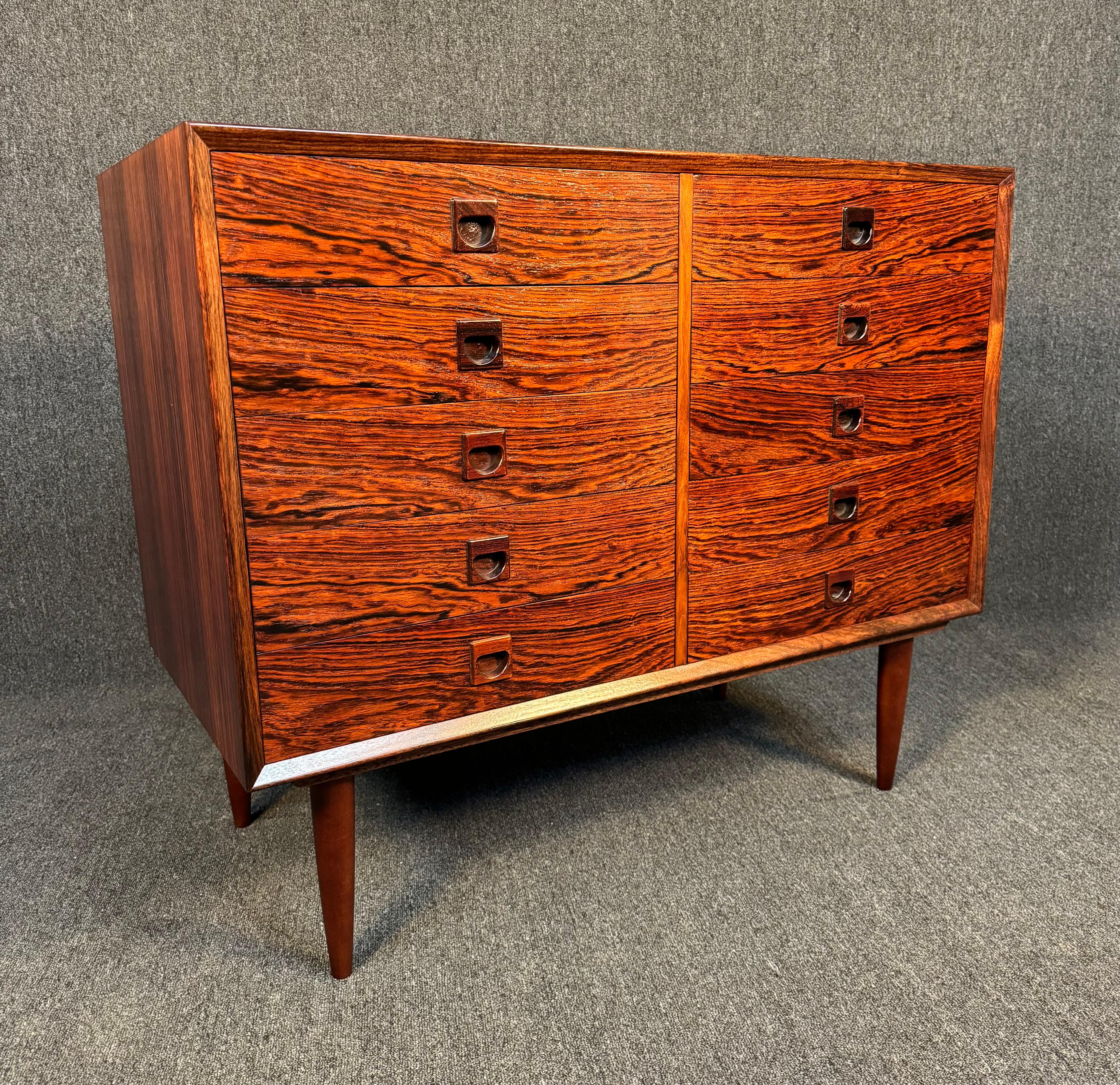 Vintage Danish Mid Century Modern Rosewood Dresser by Brouer Mobelfabrik In Good Condition For Sale In San Marcos, CA