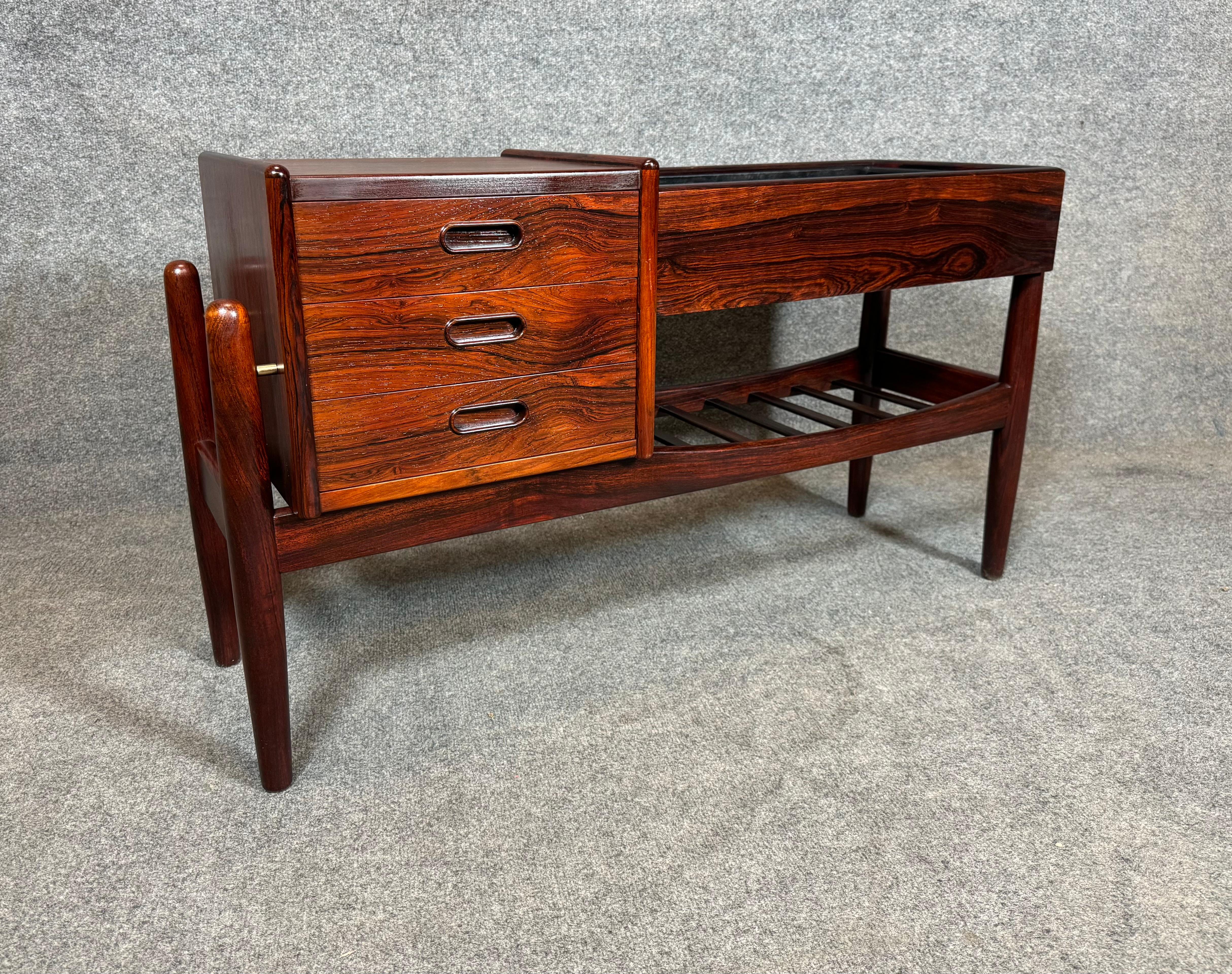 Vintage Danish Mid Century Modern Rosewood Entry Chest Planter by Arne Wahl Iver For Sale 3