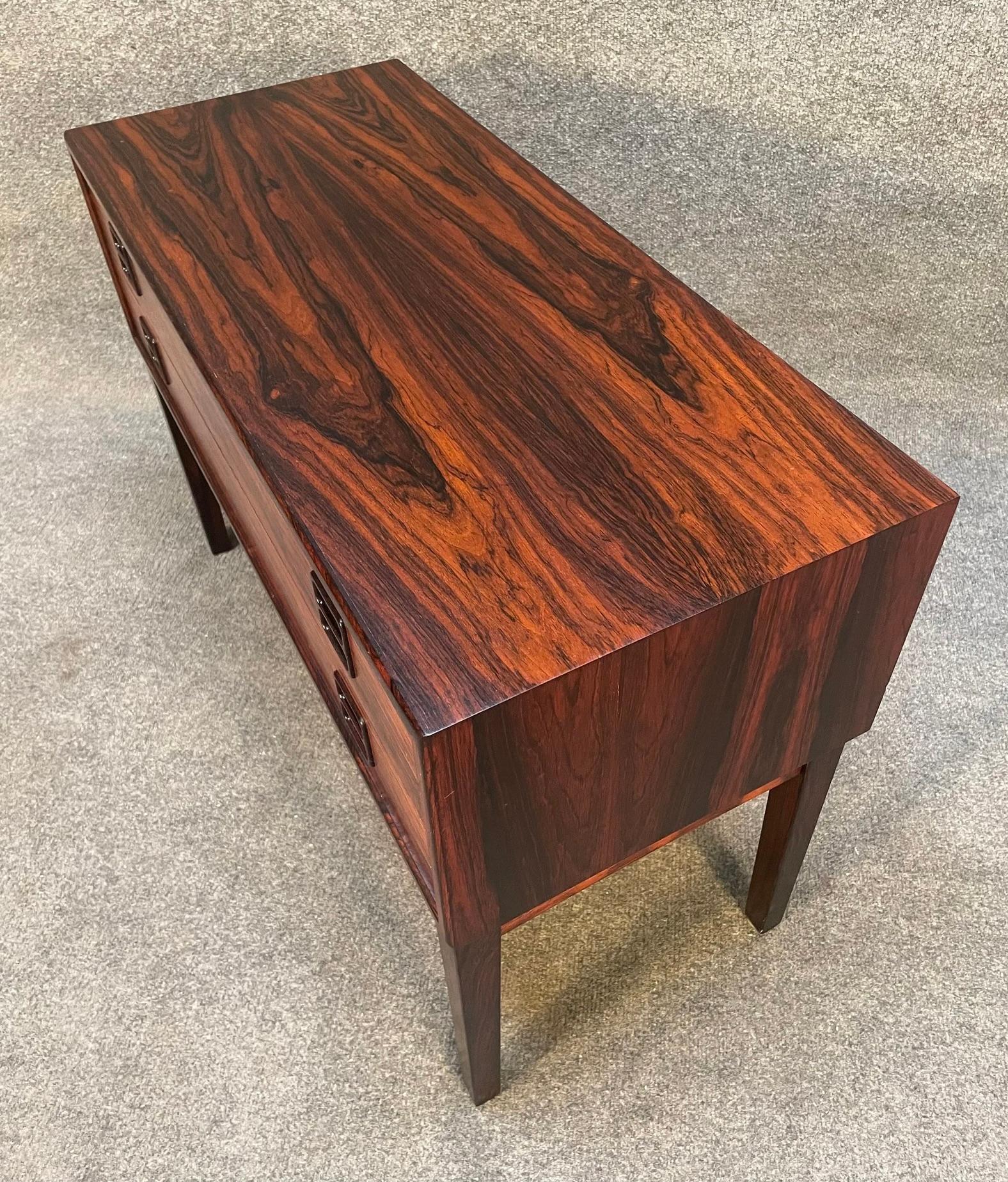 Scandinavian Modern Vintage Danish Mid Century Modern Rosewood Entry Chest - Side Table by Brouer Mo For Sale