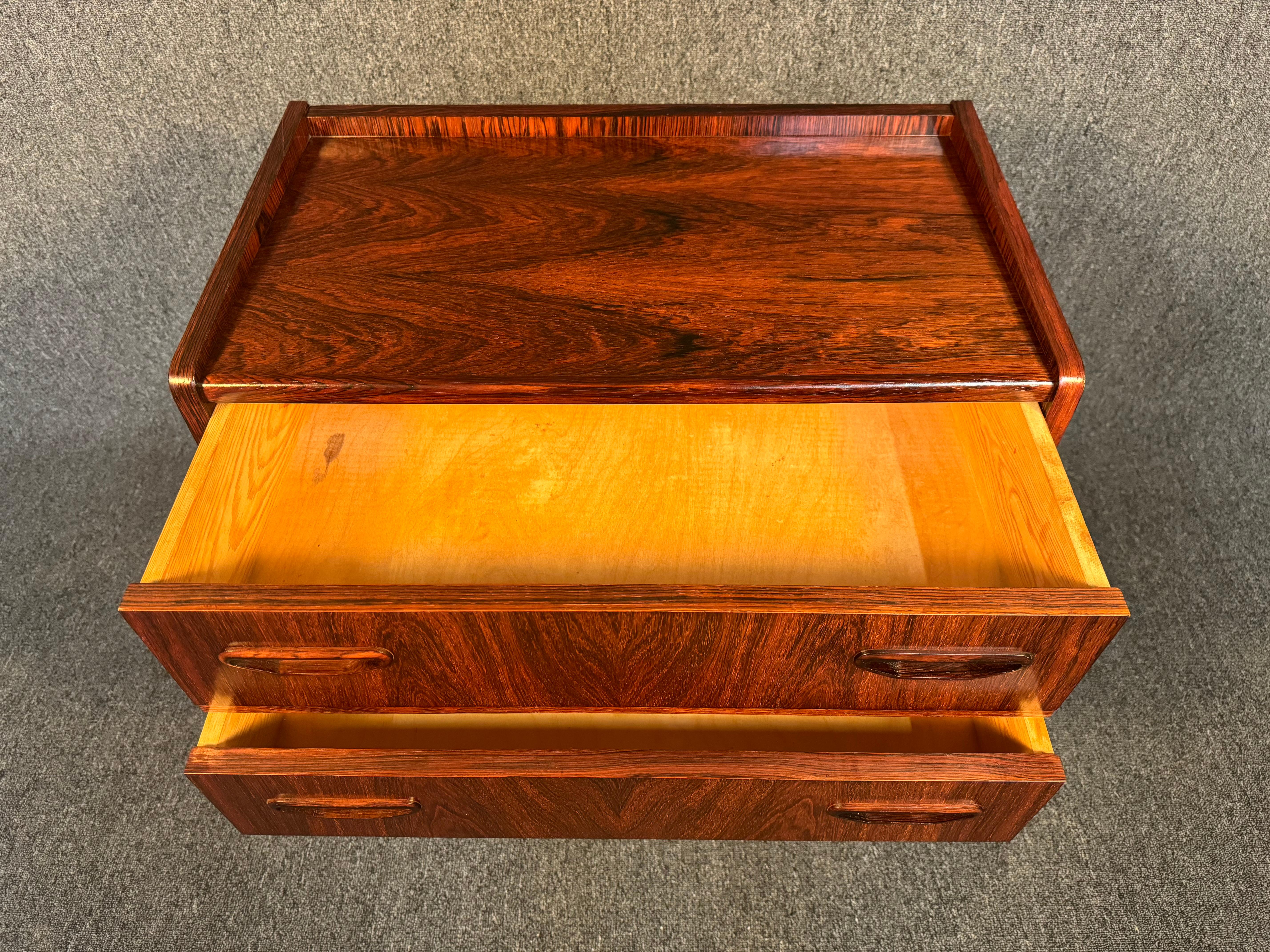 Vintage Danish Mid Century Modern Rosewood Nightstand - Entry Chest In Good Condition For Sale In San Marcos, CA
