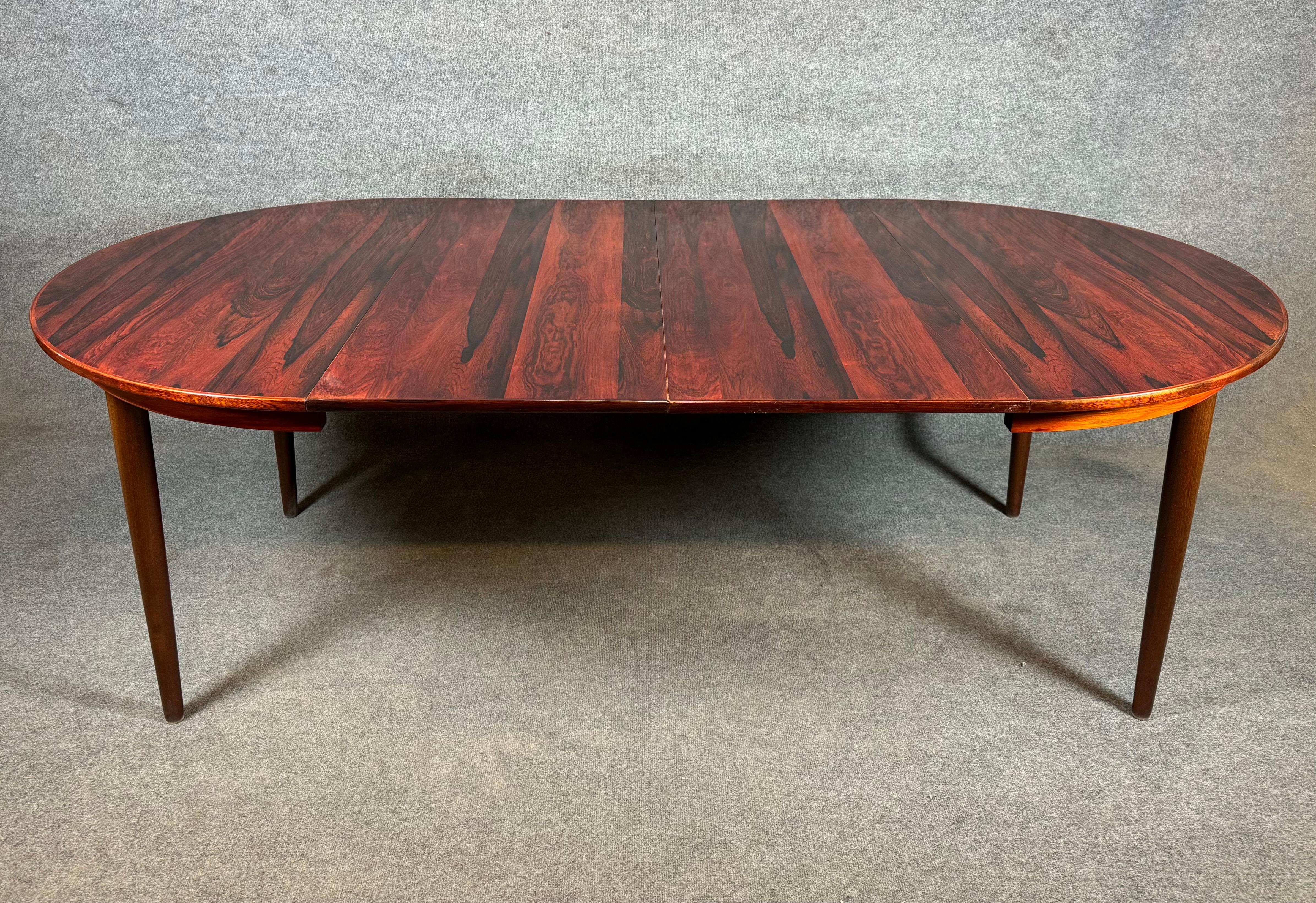 Mid-20th Century Vintage Danish Mid Century Modern Rosewood Round Dining Table