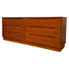 Comò a 6 cassetti in teak d'epoca danese del Mid Century Modern di Nils Jonsson f