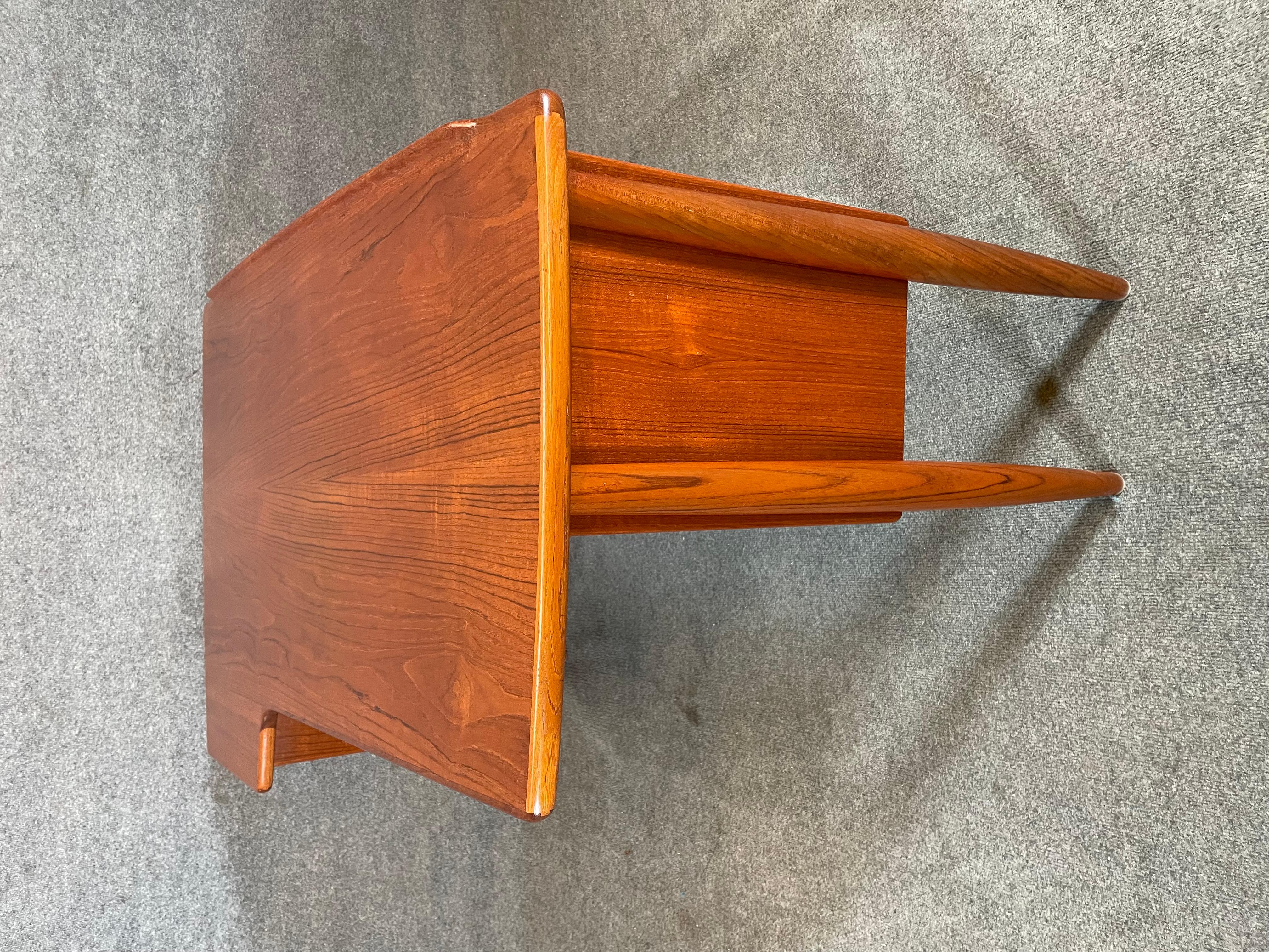Vintage Danish Mid Century Modern Teak Boomerang Desk by Goran Stand For Sale 1