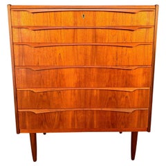 Vintage Danish Mid Century Modern Teak Chest of Drawers Dresser