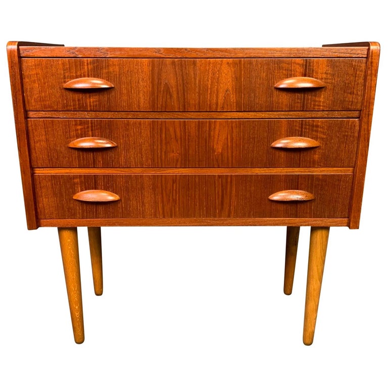 Vintage Danish Mid-Century Modern Teak Chest of Drawers ...