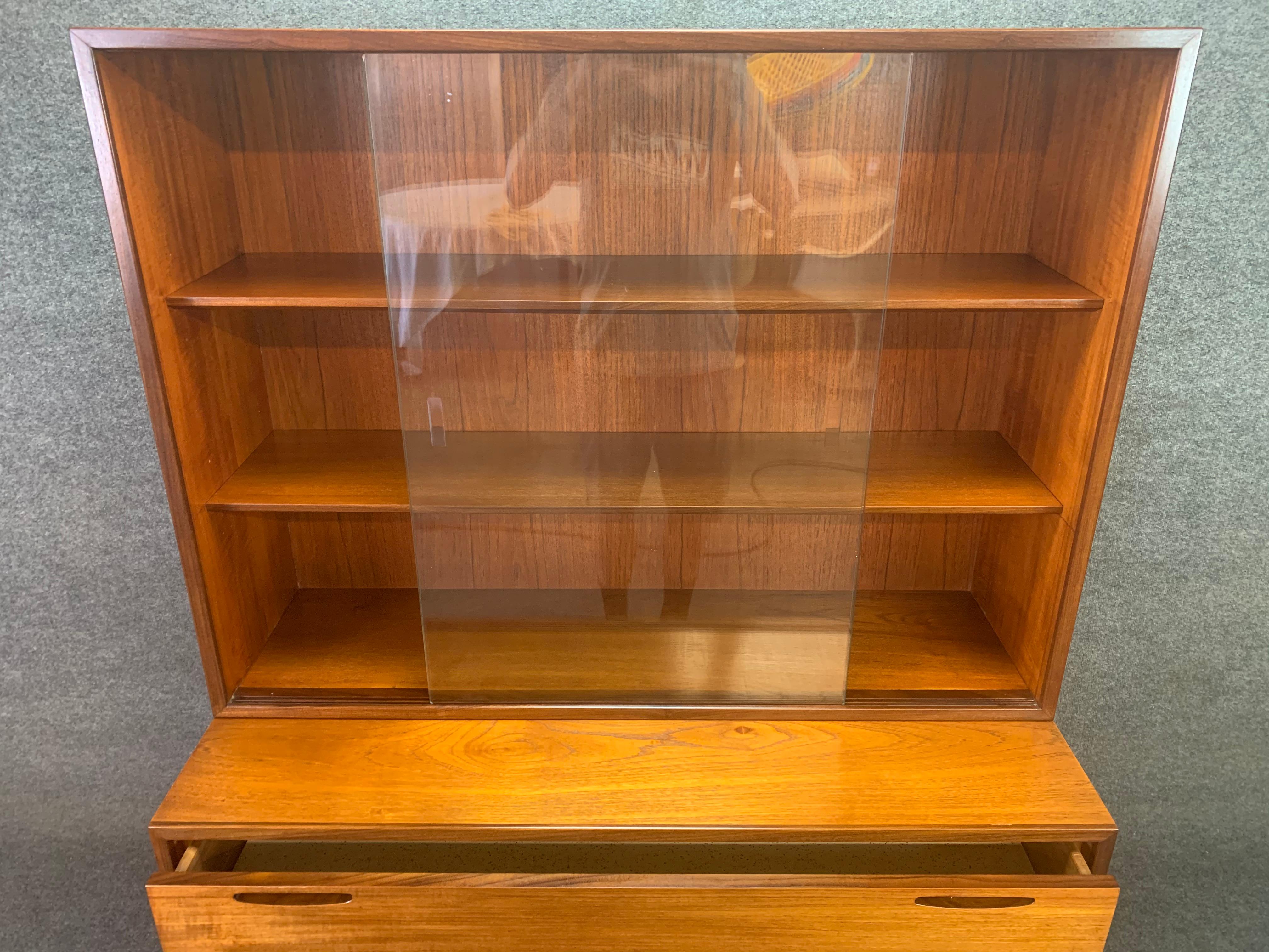Woodwork Vintage Danish Mid-Century Modern Teak Chest of Drawers Hutch by Kofod Larsen