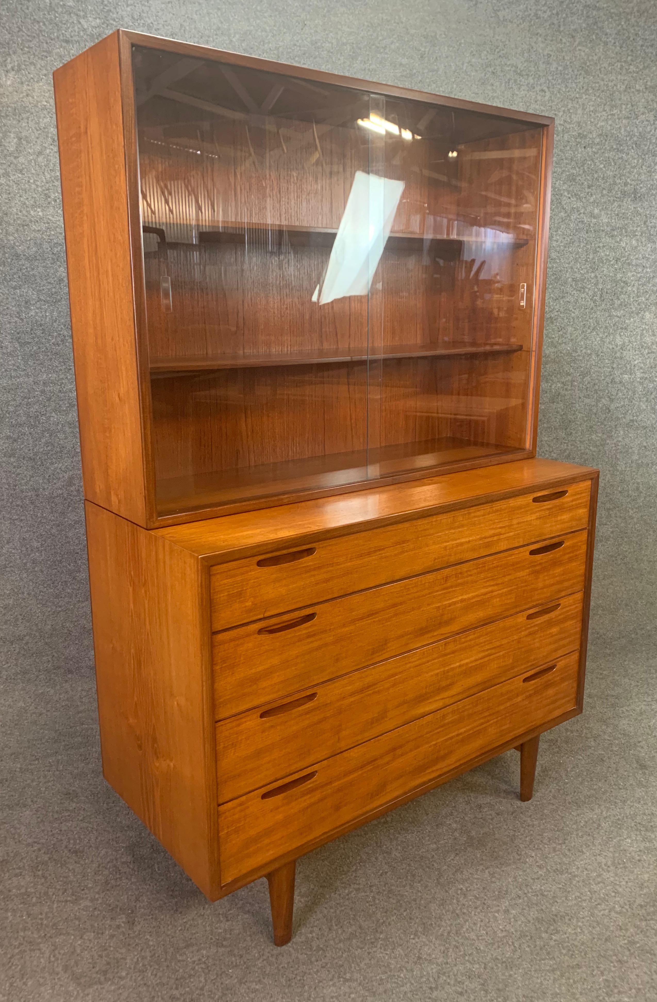Vintage Danish Mid-Century Modern Teak Chest of Drawers Hutch by Kofod Larsen 3