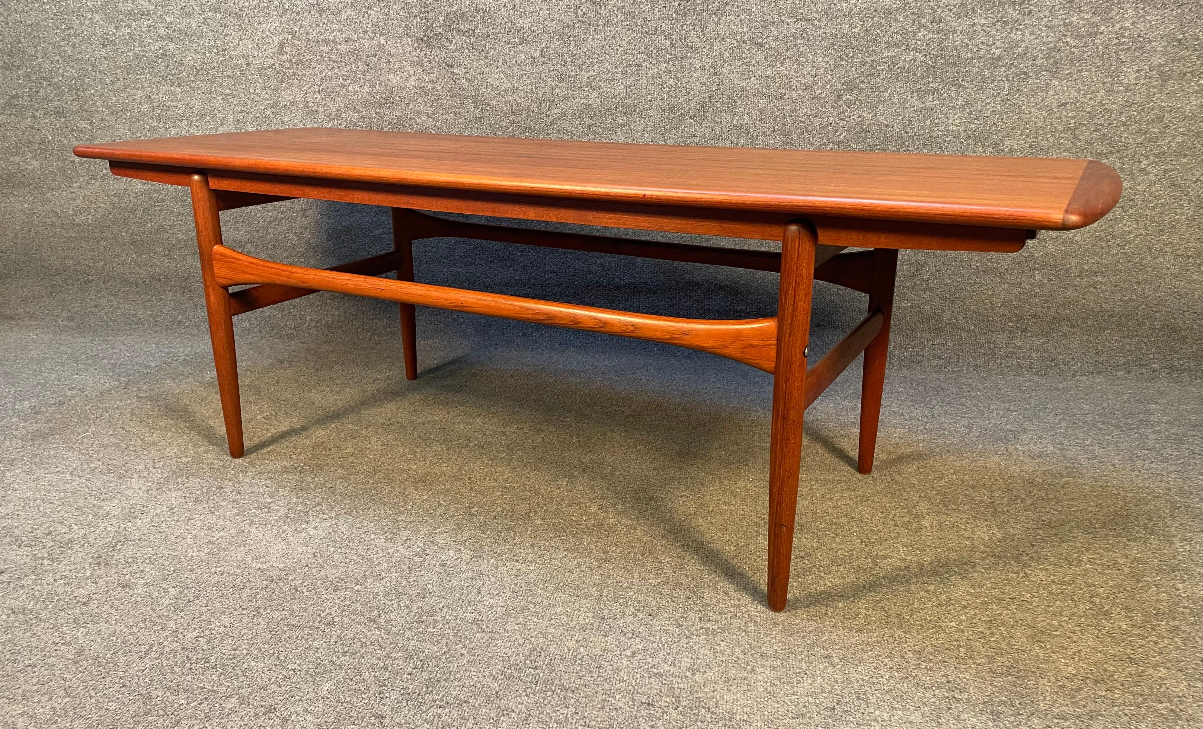 Vintage Danish Mid-Century Modern Teak Coffee Table by Arrebro Mobler For Sale 2