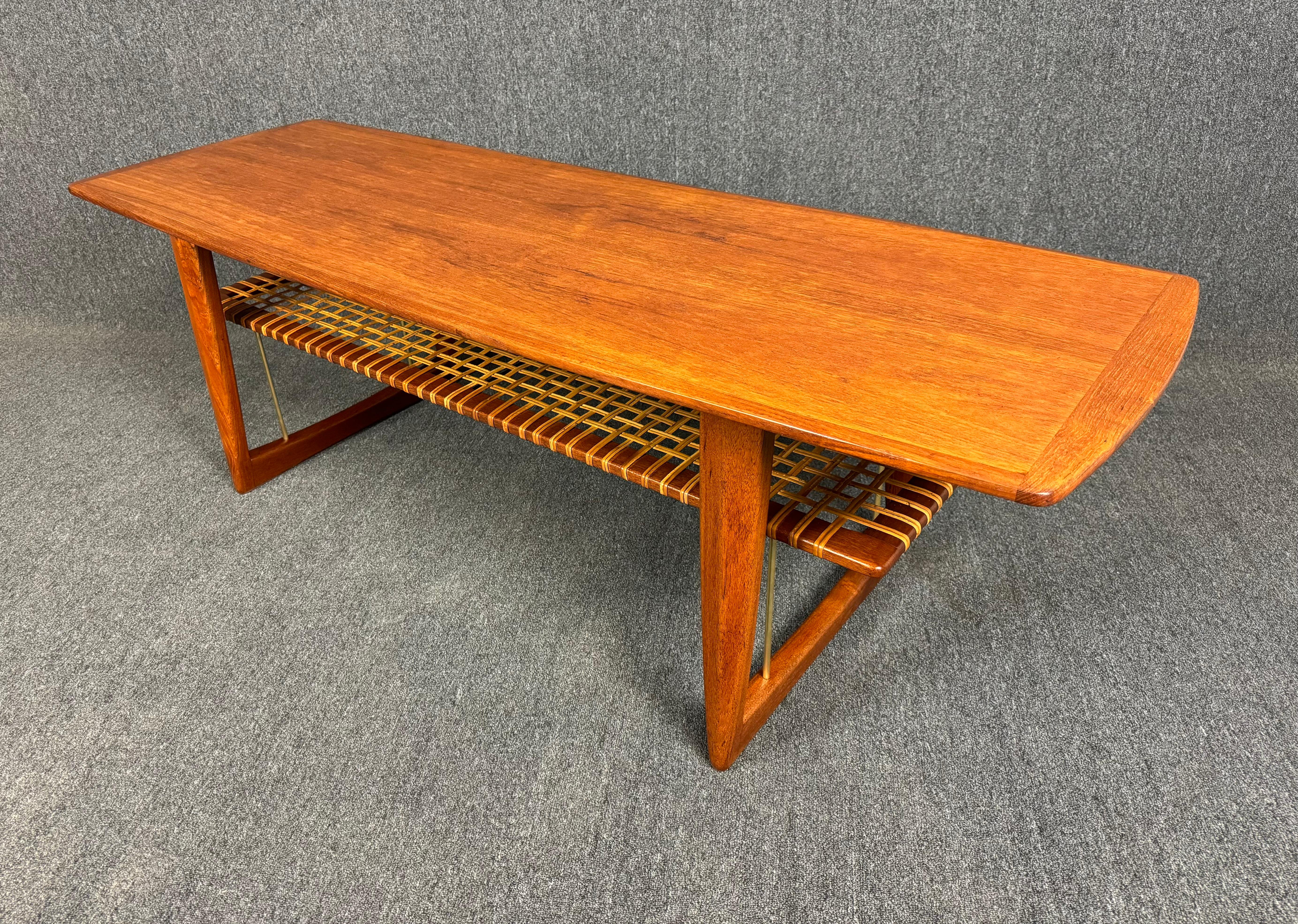 Vintage Danish Mid Century Modern Teak Coffee Table With Rattan Magazine Shelf For Sale 1