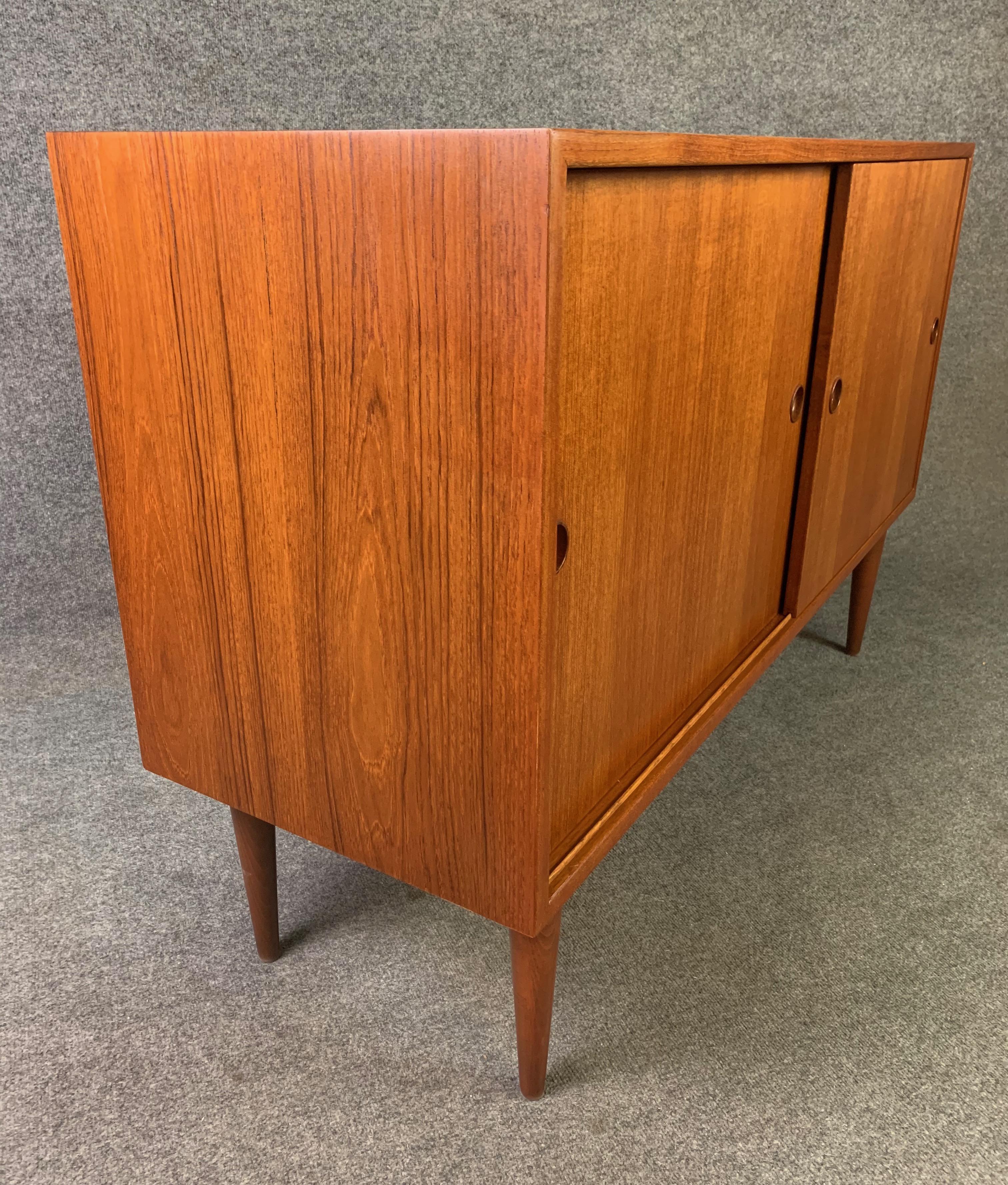 Vintage Danish Mid-Century Modern Teak Compact Credenza by Borge Mogensen 1