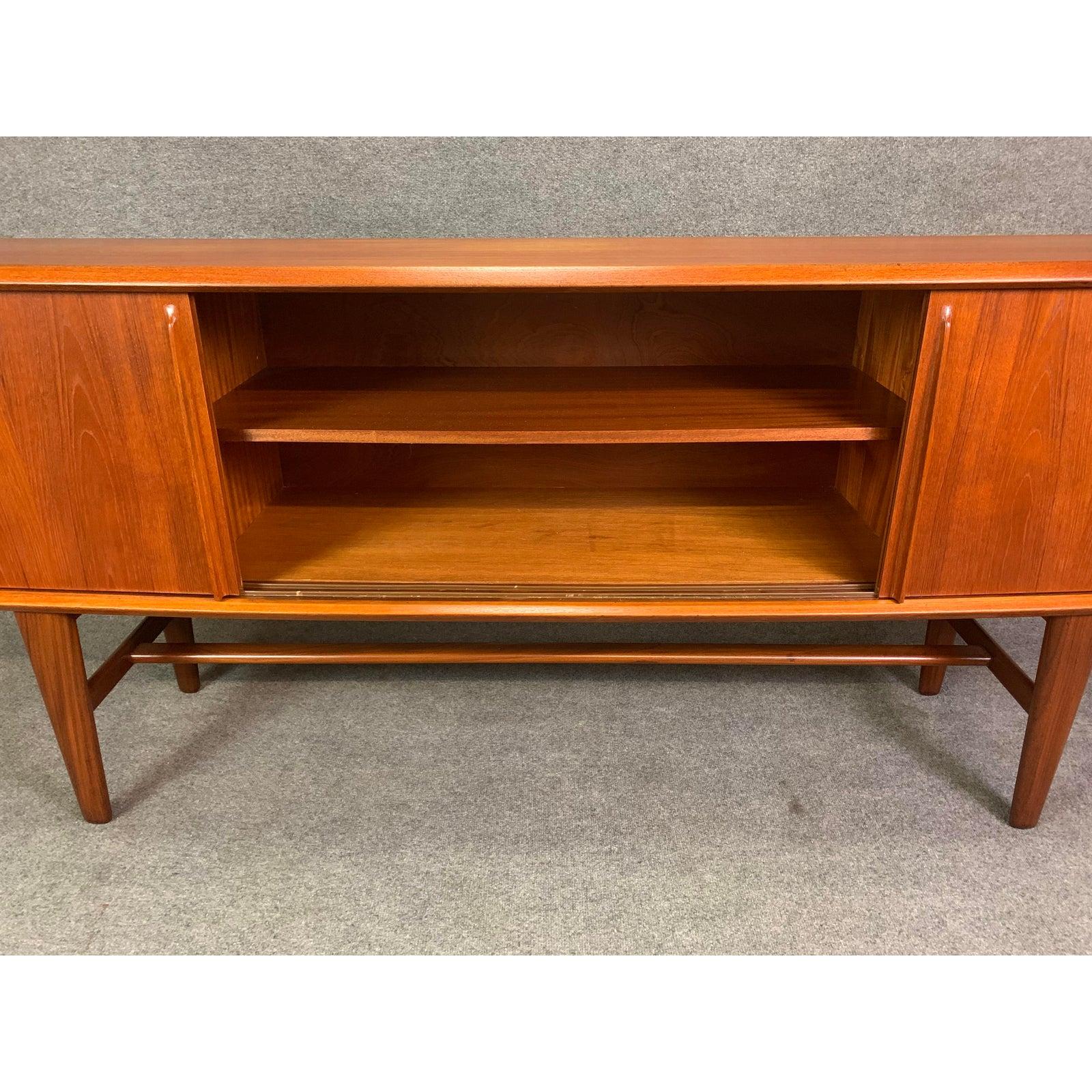 Vintage Danish Mid-Century Modern Teak Credenza by Arne Vodder for HP Hansen 5