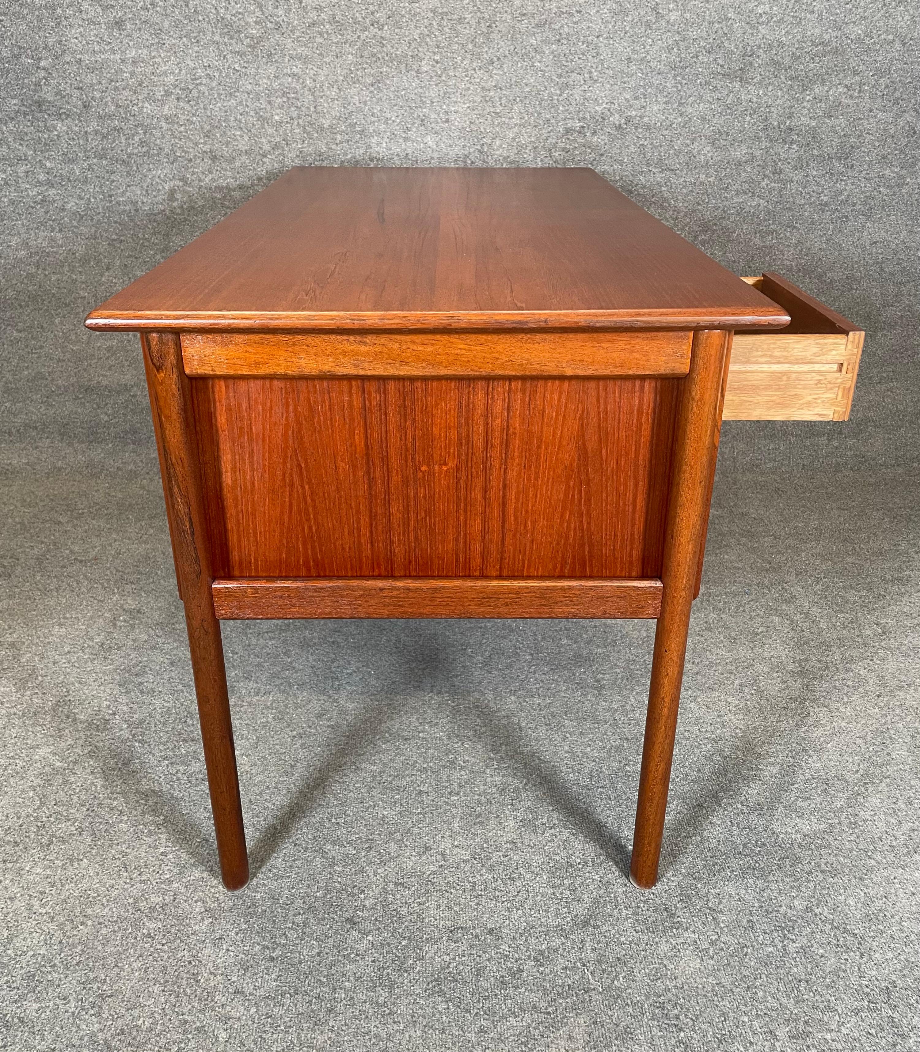 Vintage Danish Mid Century Modern Teak Desk by Gunaar Tibergaard For Sale 1