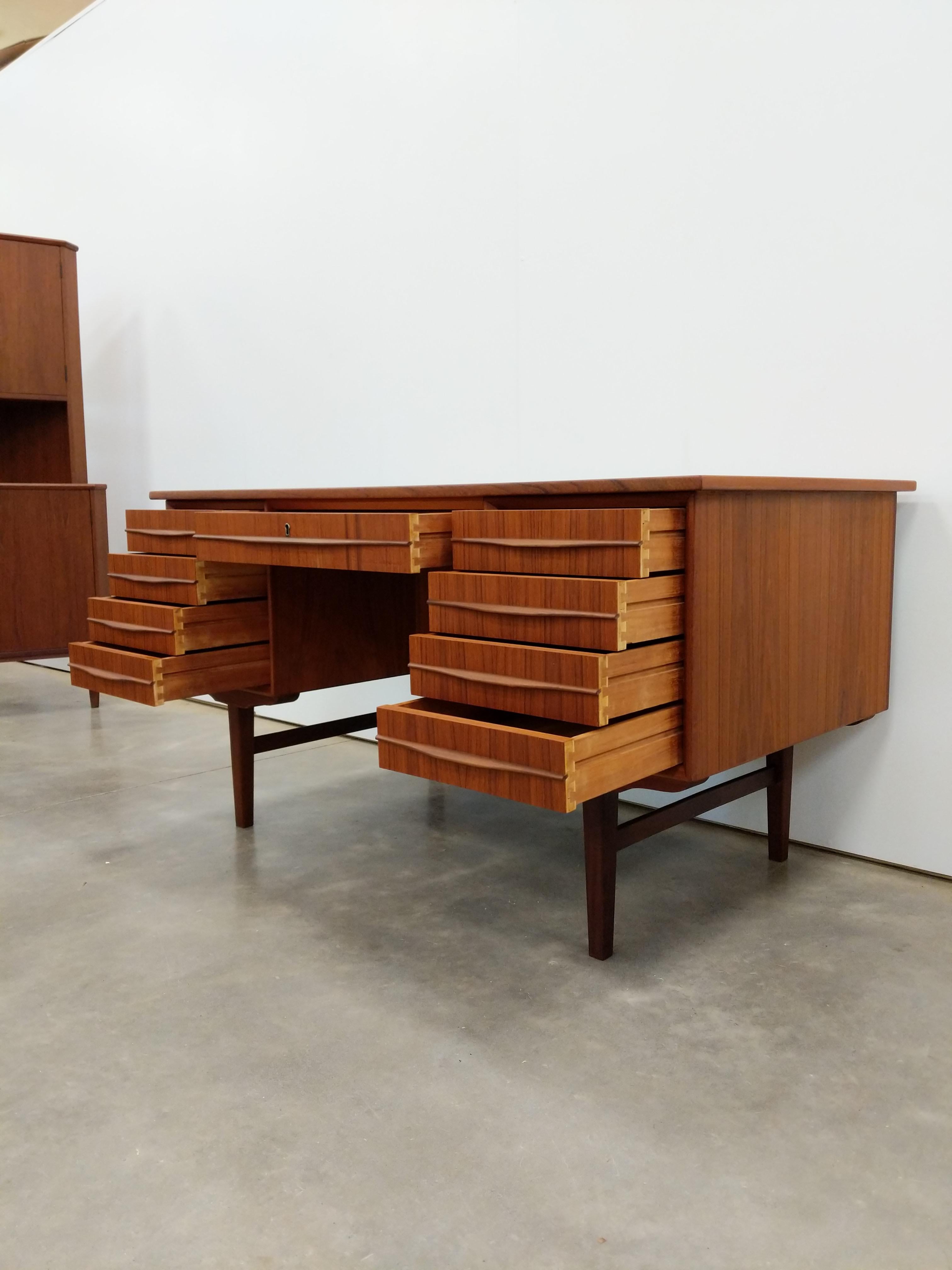 Mid-Century Modern Vintage Danish Mid Century Modern Teak Desk For Sale