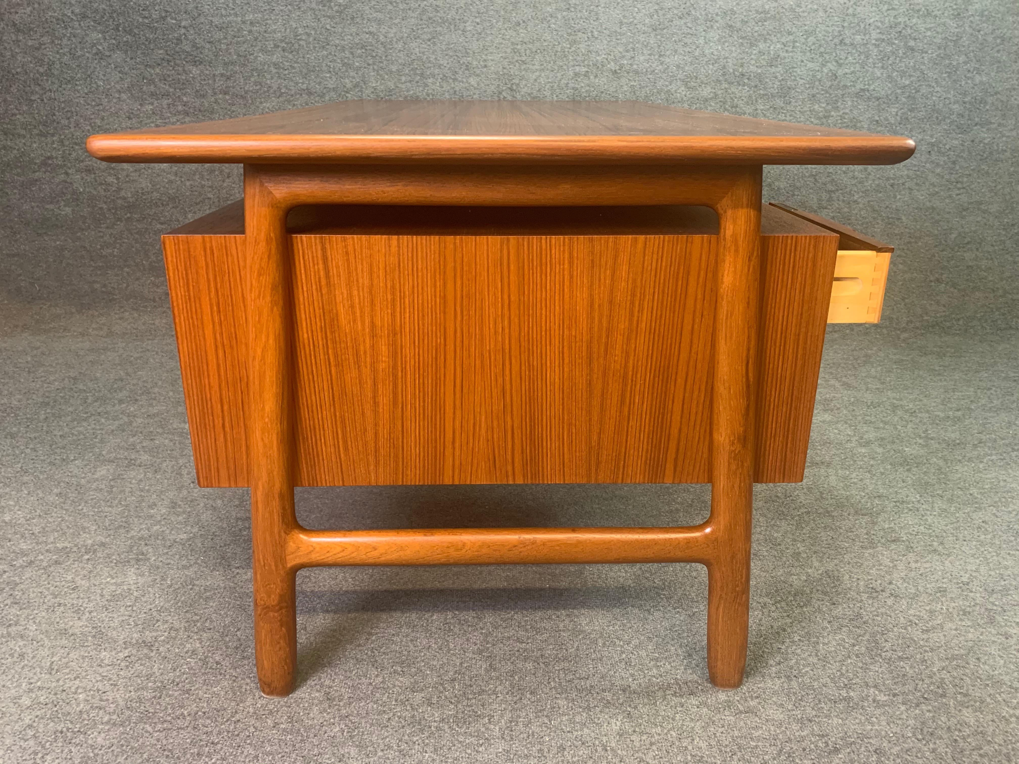 Vintage Danish Mid-Century Modern Teak Desk Model 75 by Gunni Oman for Omann Jun 4