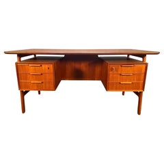 Vintage Danish Mid-Century Modern Teak Desk "Model 75" by Omann Jun