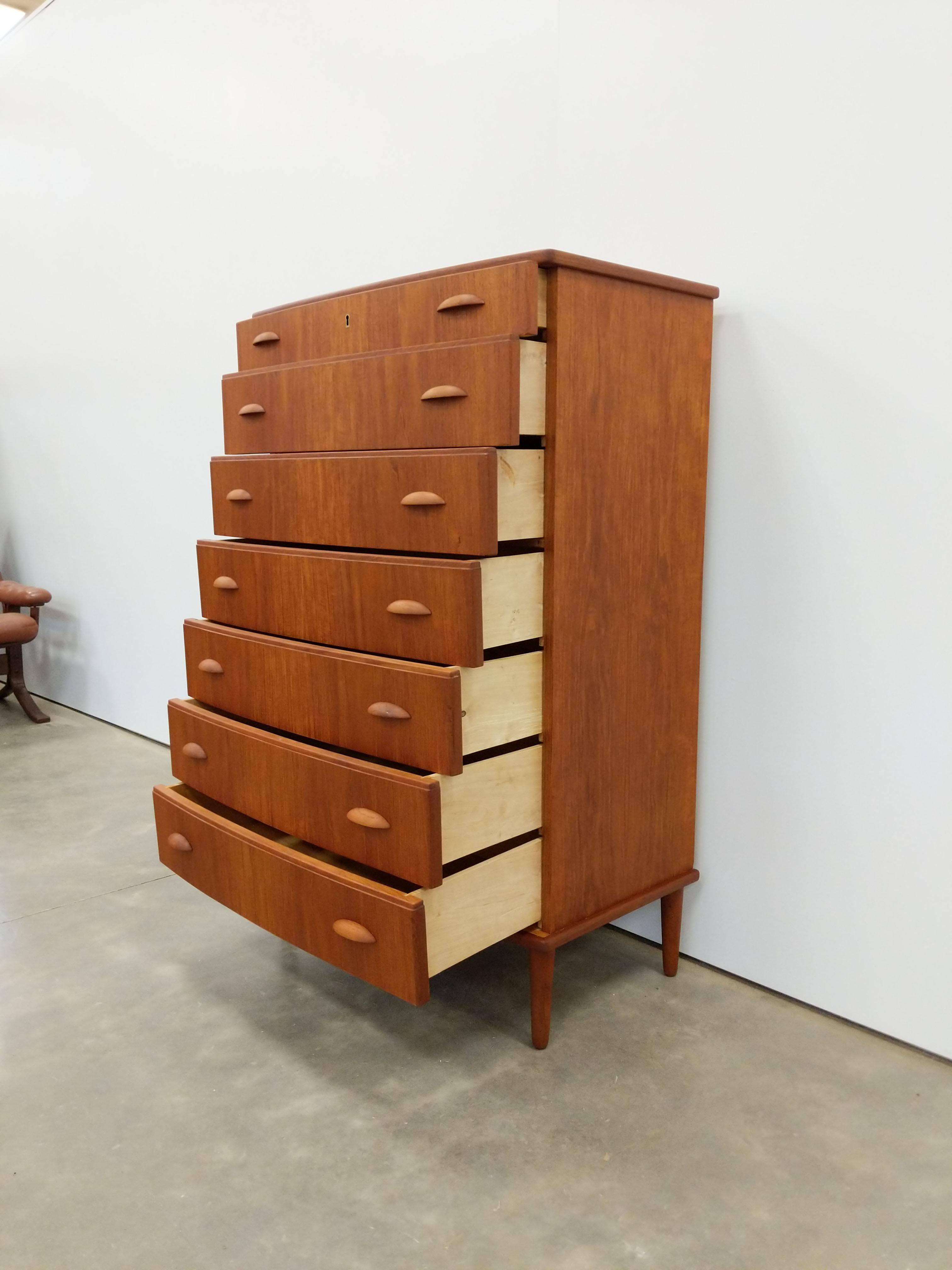 Scandinavian Modern Vintage Danish Mid Century Modern Teak Dresser For Sale