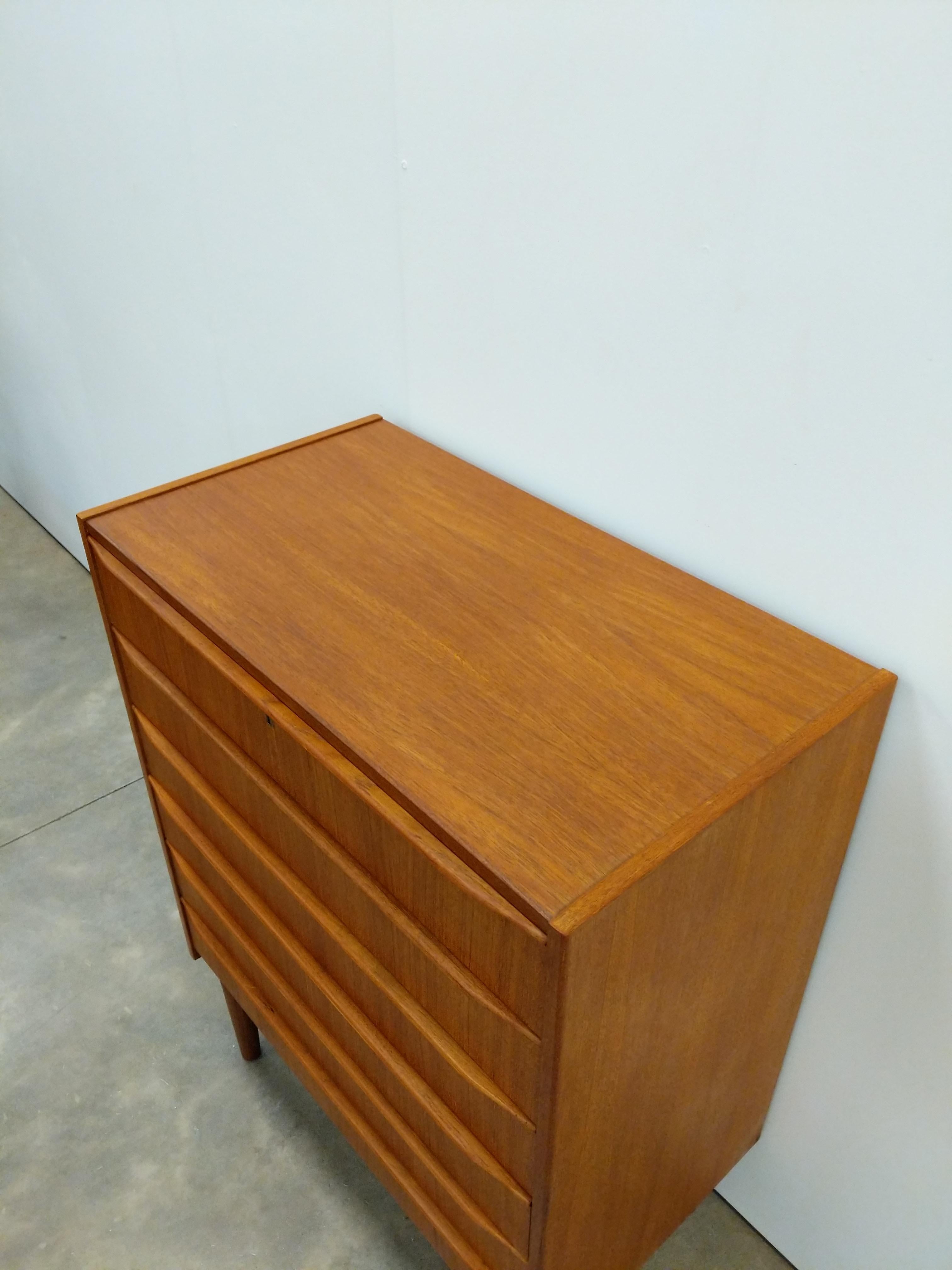 Danois Commode vintage danoise en teck The Modernity en vente