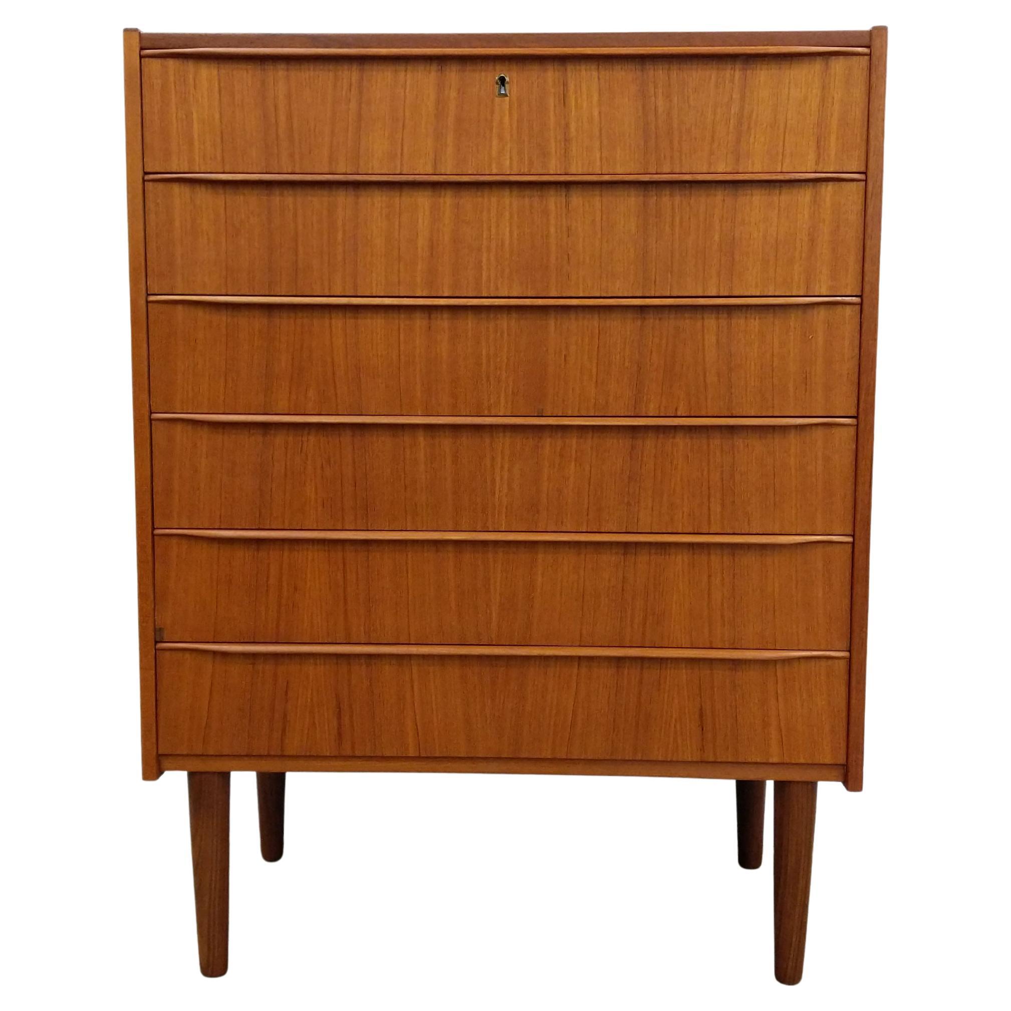 Commode vintage danoise en teck The Modernity