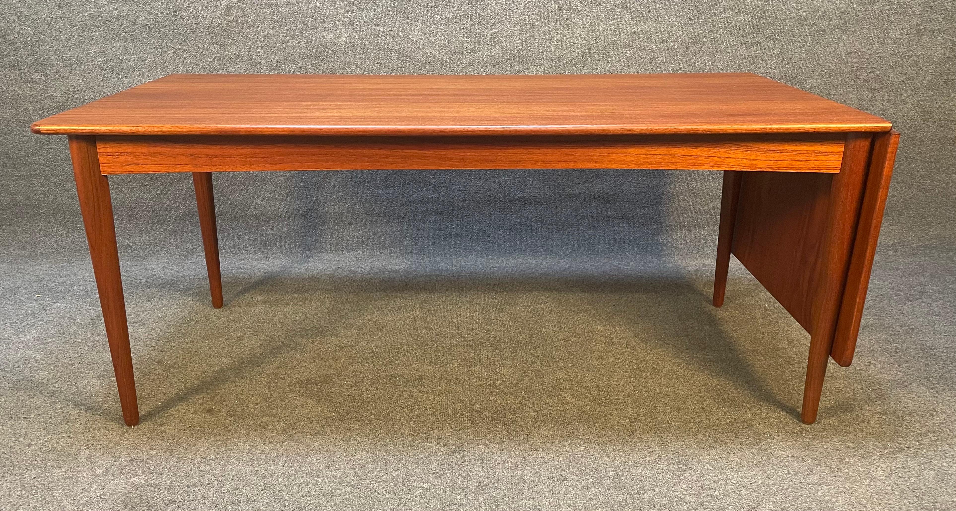 Woodwork Vintage Danish Mid-Century Modern Teak Drop Leaf Coffee Table For Sale