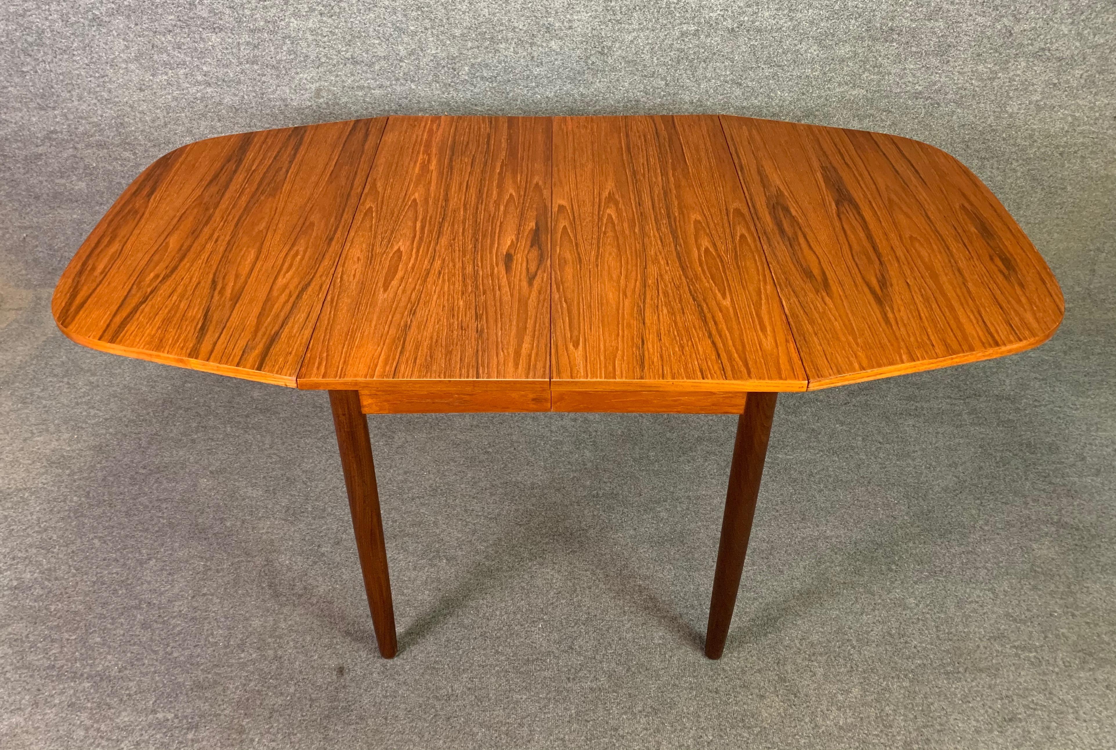 Scandinavian Modern Vintage Danish Mid-Century Modern Teak Drop-Leaf Dining Table For Sale