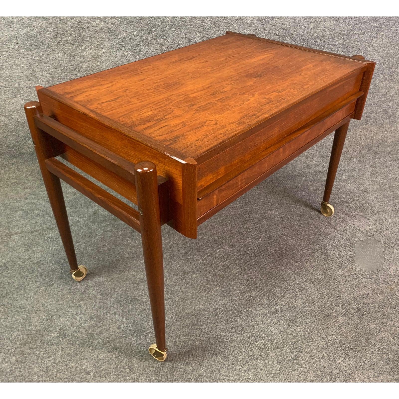 Woodwork Vintage Danish Mid-Century Modern Teak End Table, Nightstand 