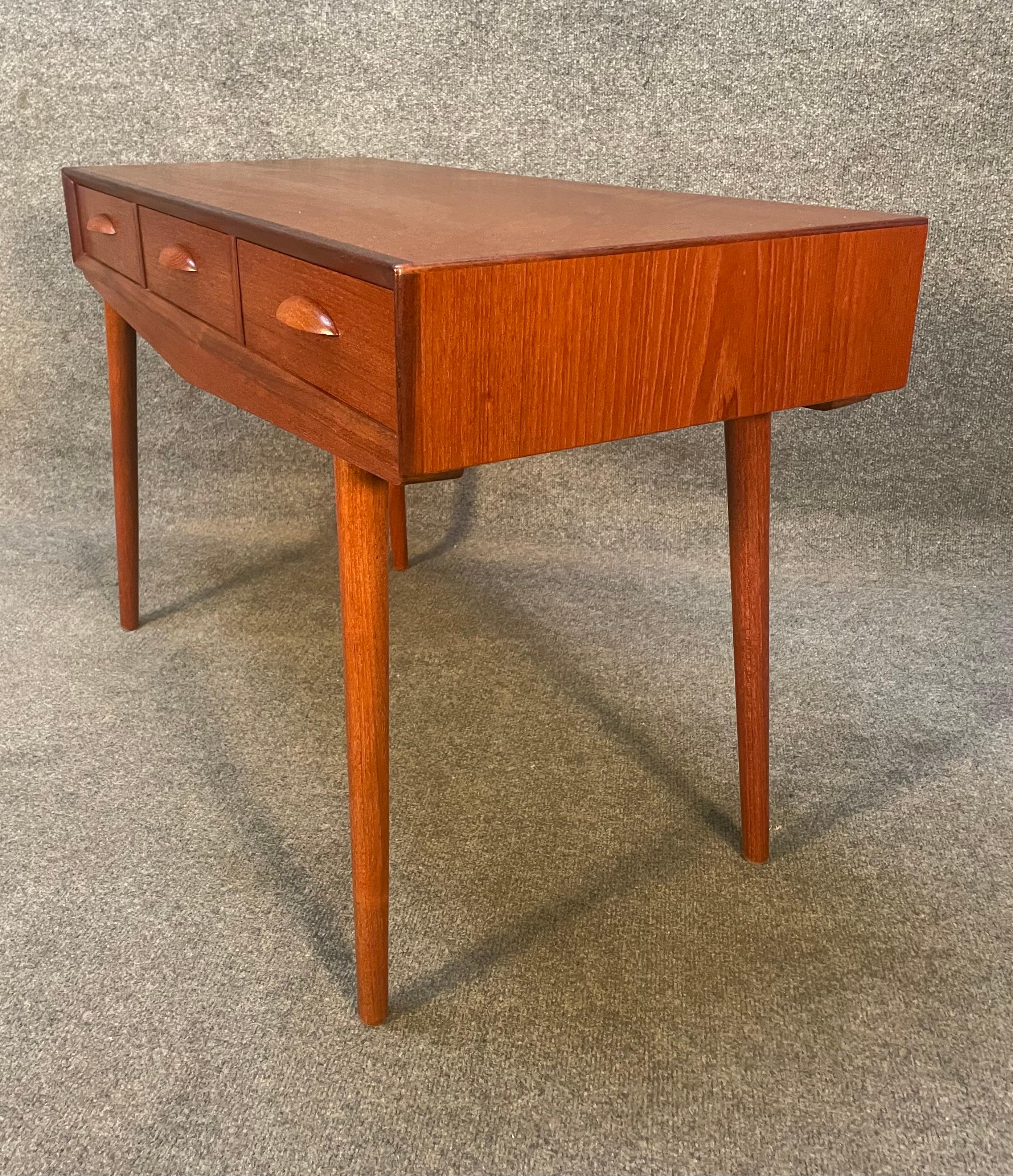 Vintage Danish Mid-Century Modern Teak Entry Way Console 1