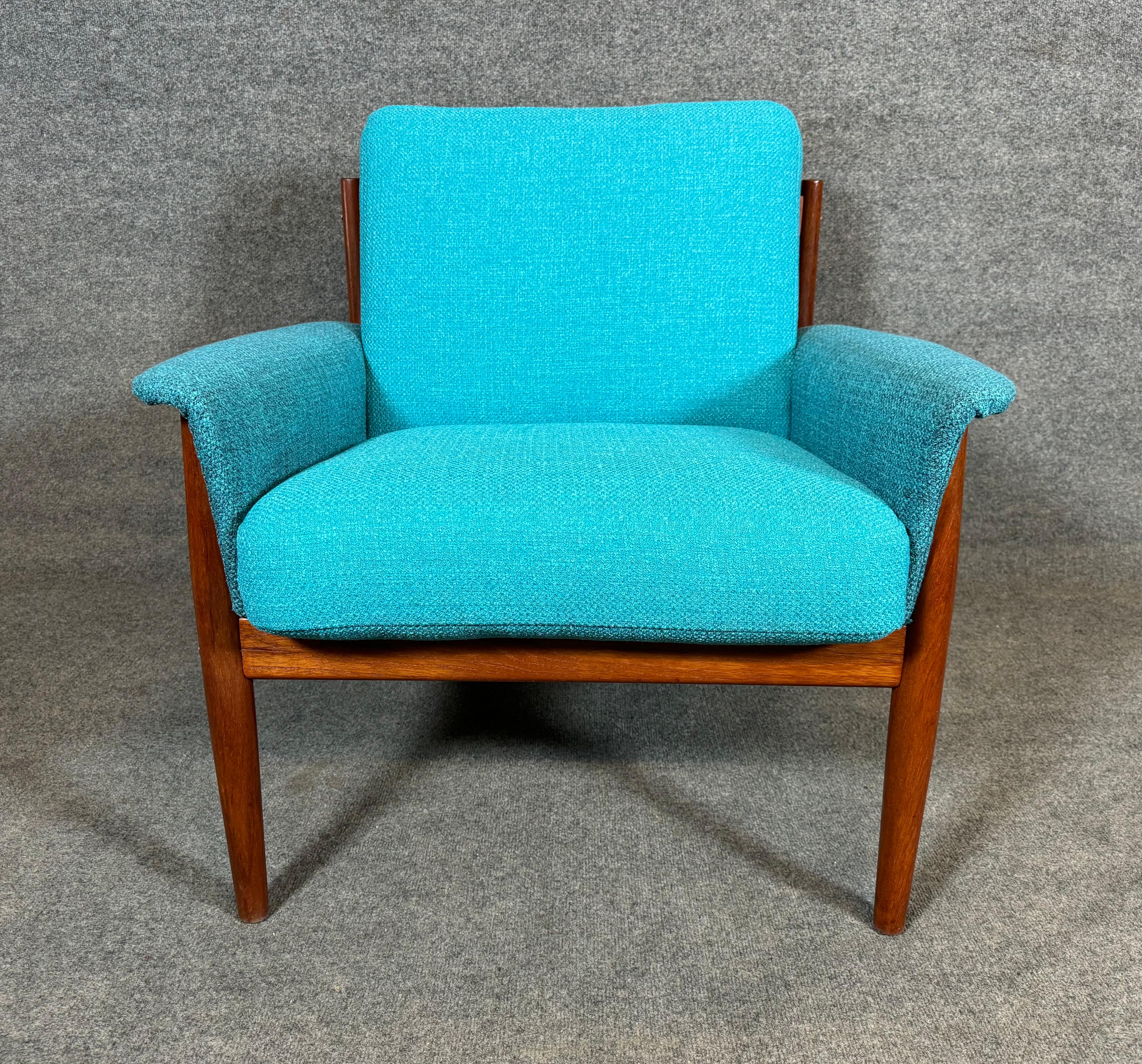 Vintage Danish Mid Century Modern Teak Lounge Chair and Ottoman by Grete Jalk In Good Condition For Sale In San Marcos, CA