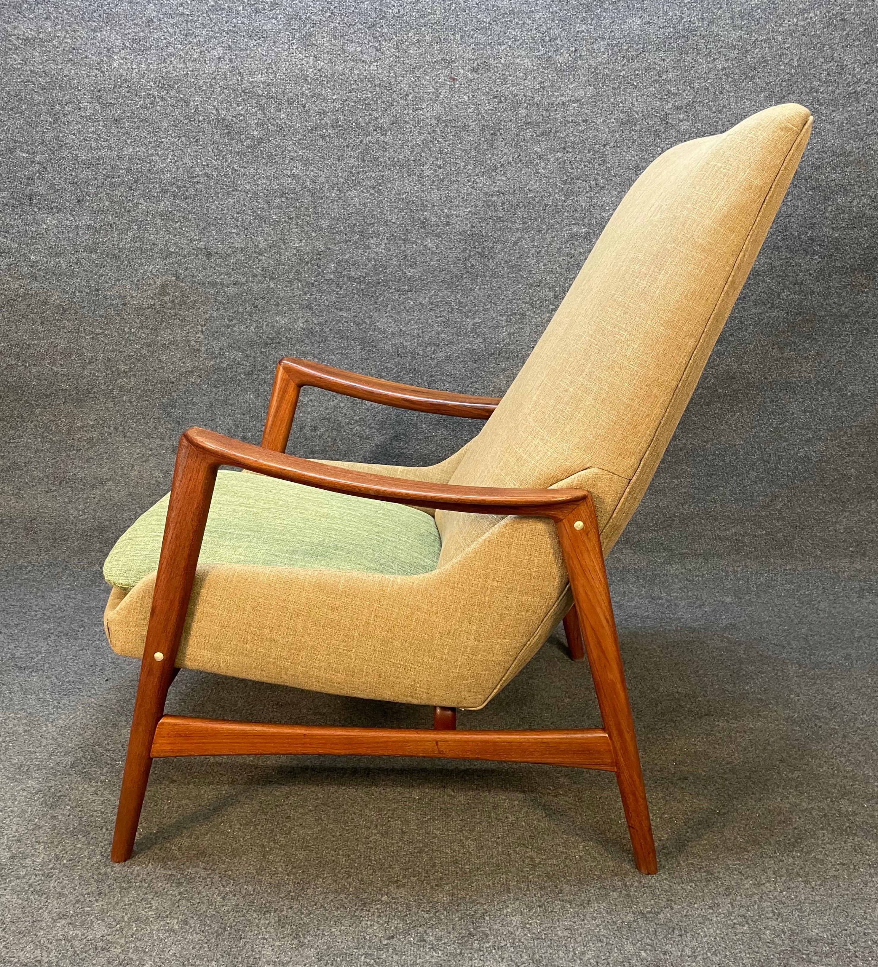 Mid-20th Century Vintage Danish Mid Century Modern Teak Lounge Chair by Dux of Sweden For Sale