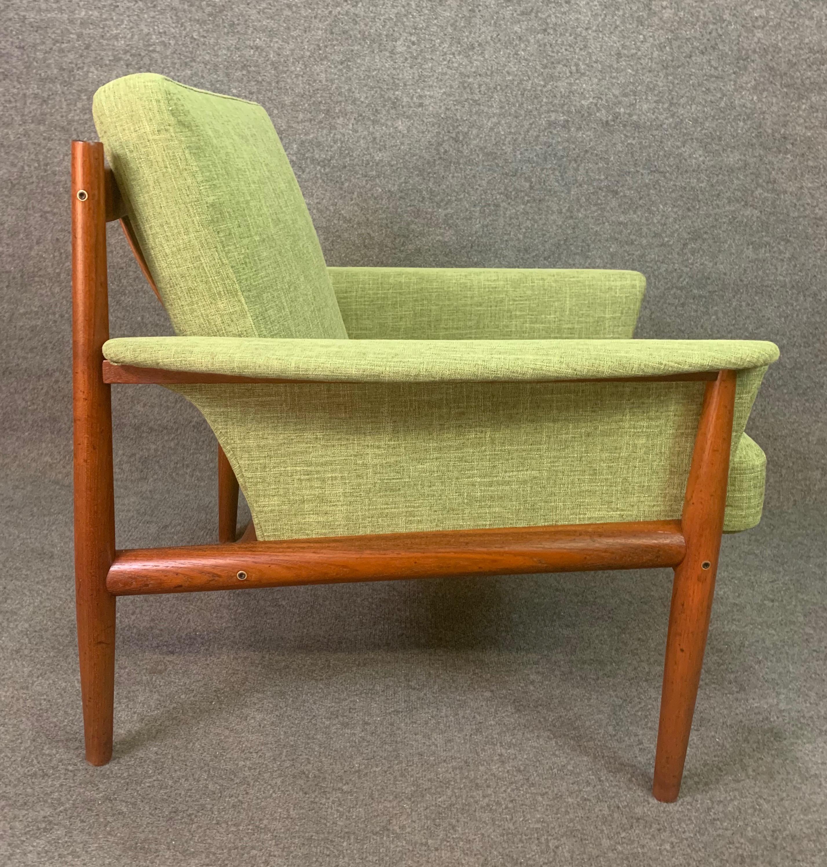 Mid-20th Century Vintage Danish Mid-Century Modern Teak Lounge Chair and Ottoman by Grete Jalk