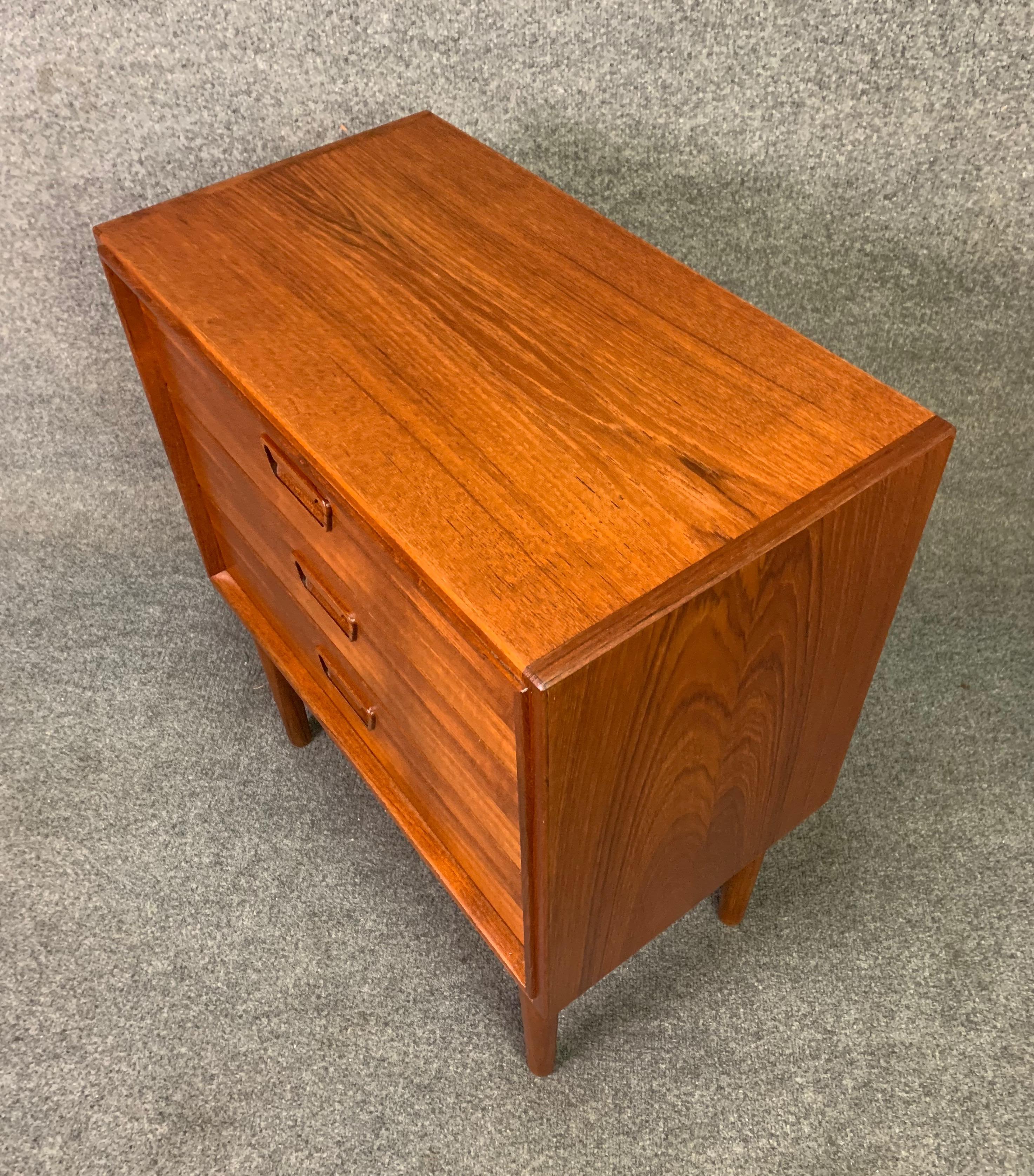 Scandinavian Modern Vintage Danish Mid-Century Modern Teak Nightstand Entry Chest by Munch Slagelse
