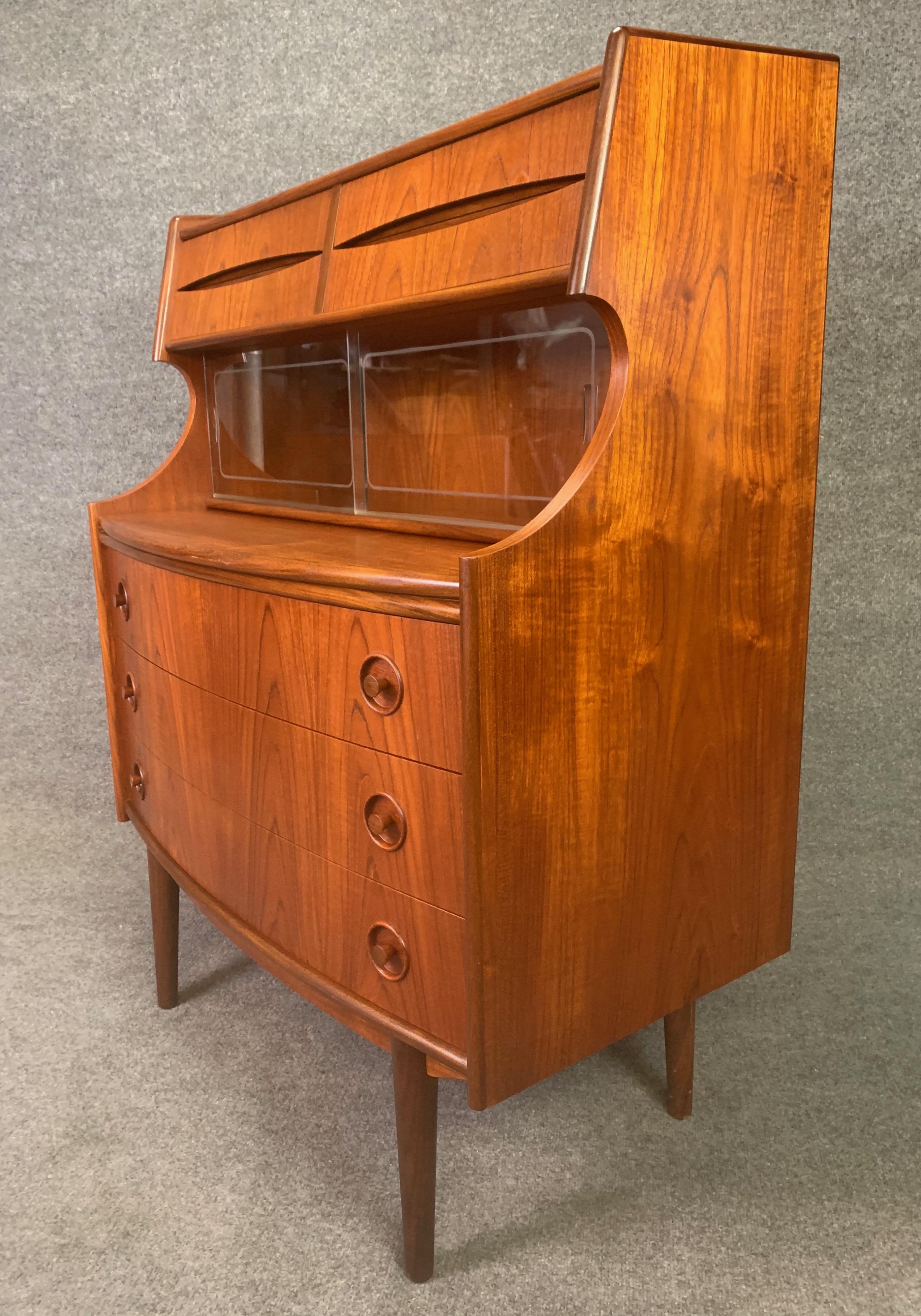 Vintage Danish Mid-Century Modern Teak Secretary Desk Attributed to Arne Vodder For Sale 1