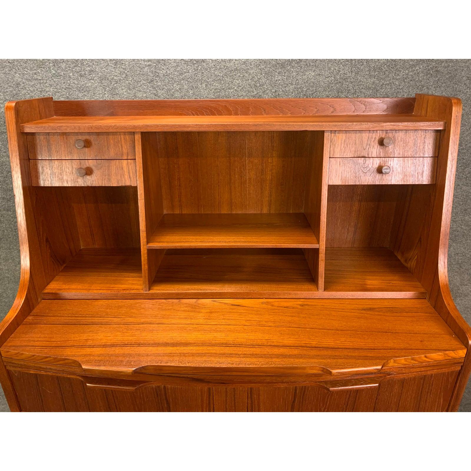 Vintage Danish Mid-Century Modern Teak Secretary Desk In Good Condition For Sale In San Marcos, CA