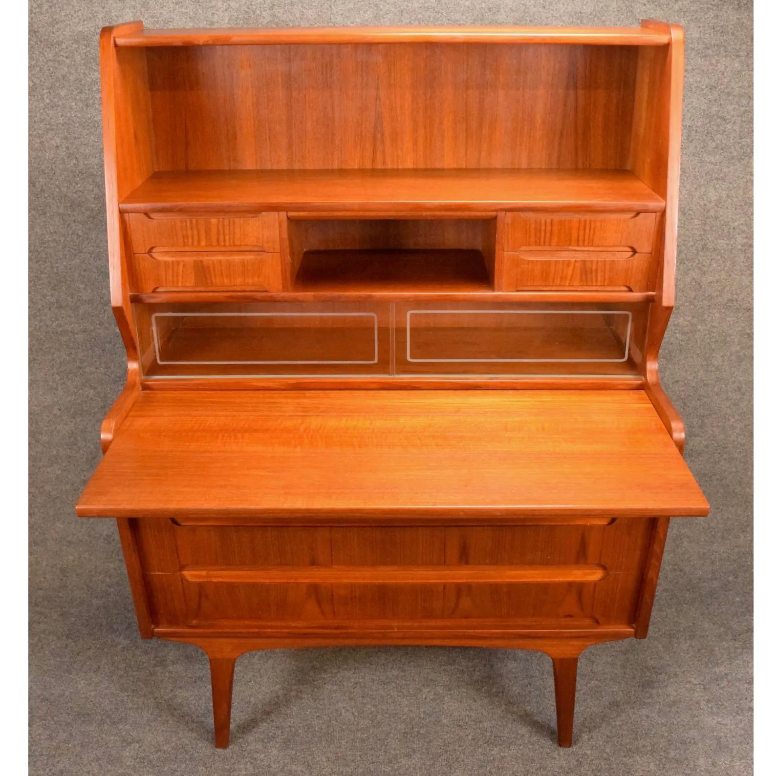Vintage Danish Mid Century Modern Teak Secretary Desk In Good Condition For Sale In San Marcos, CA