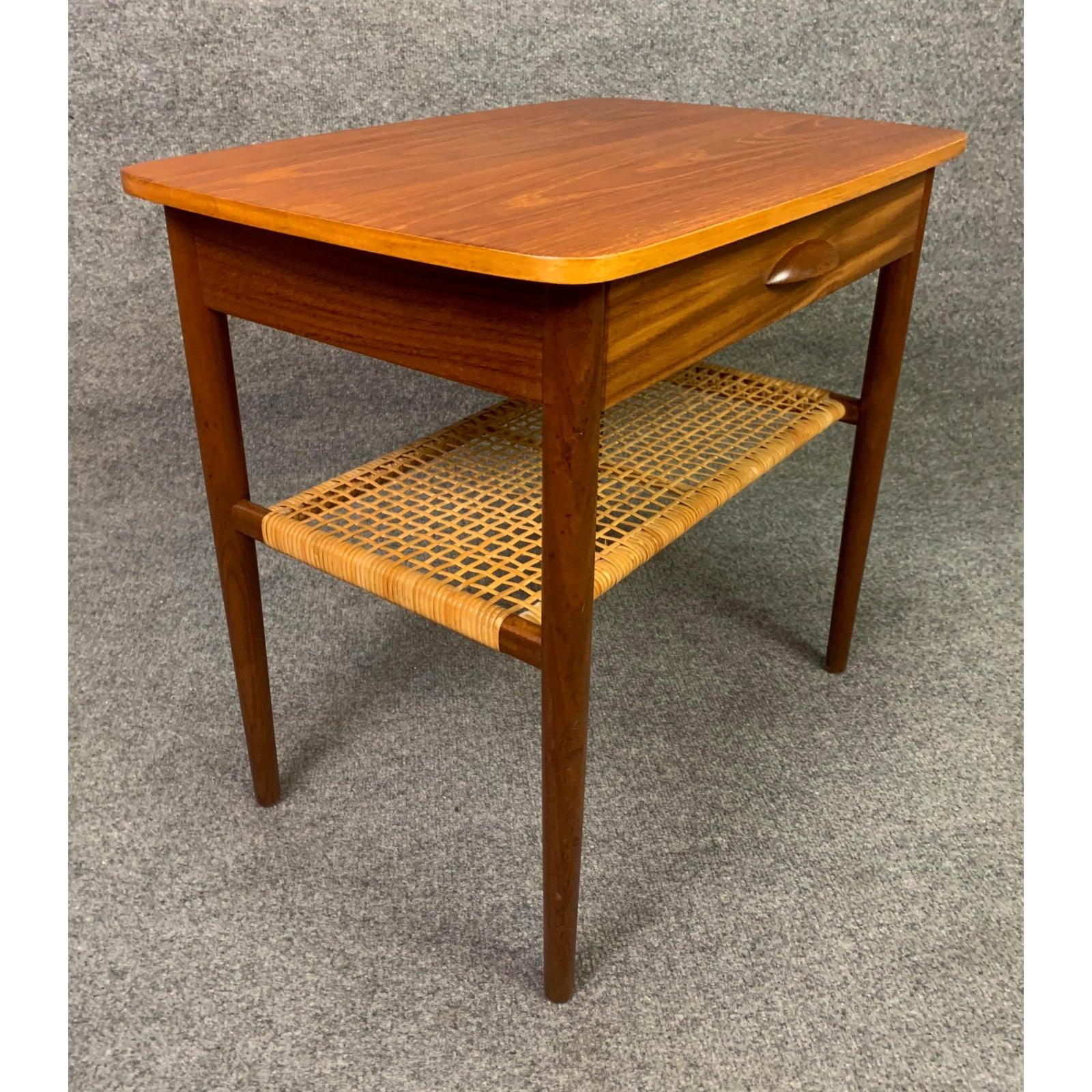Mid-20th Century Vintage Danish Mid-Century Modern Teak Side Table
