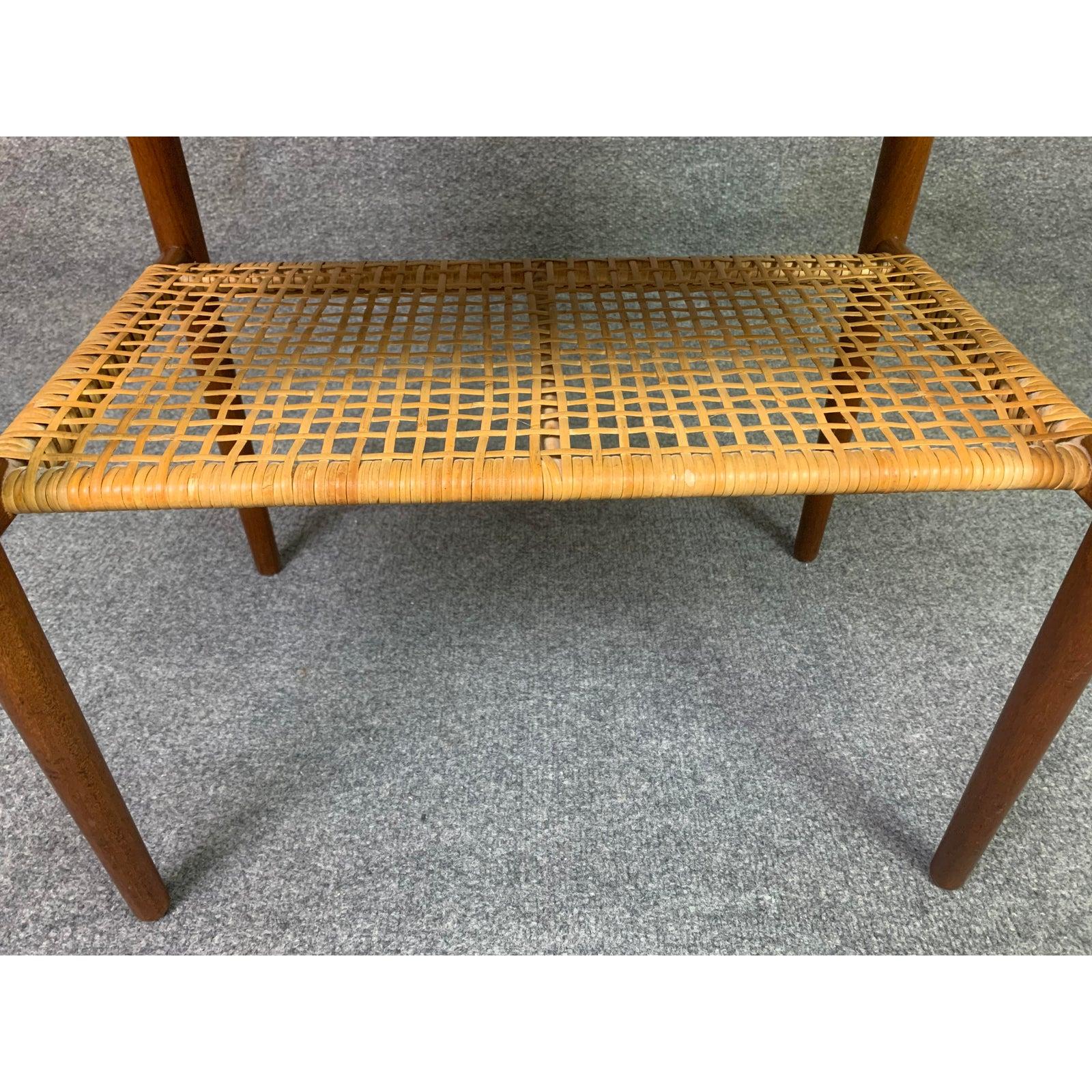 Vintage Danish Mid-Century Modern Teak Side Table 3