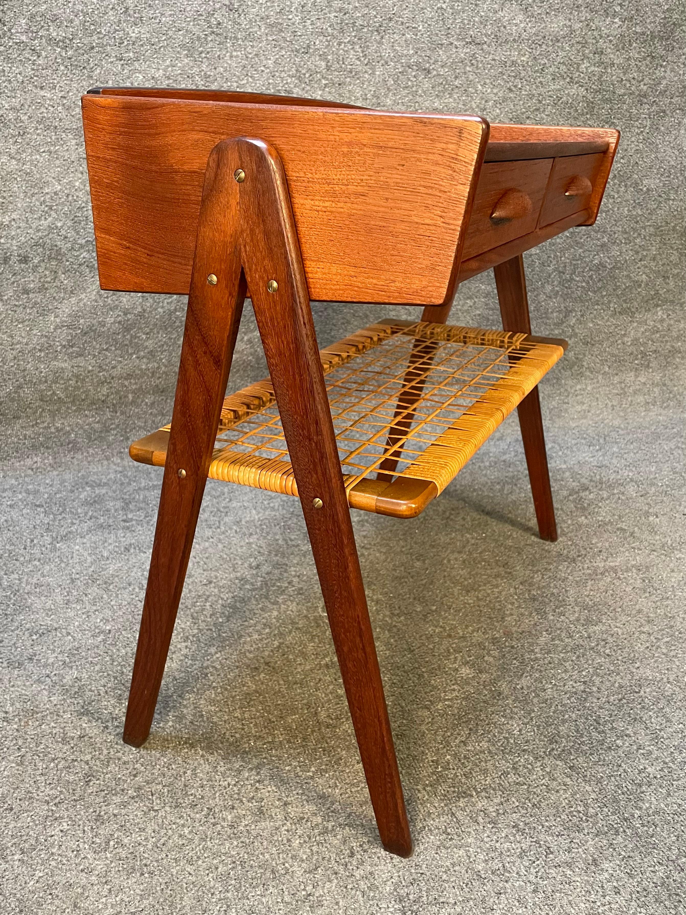 Scandinavian Modern Vintage Danish Mid-Century Modern Teak Side Table Nightstand by Soren Rasmussen