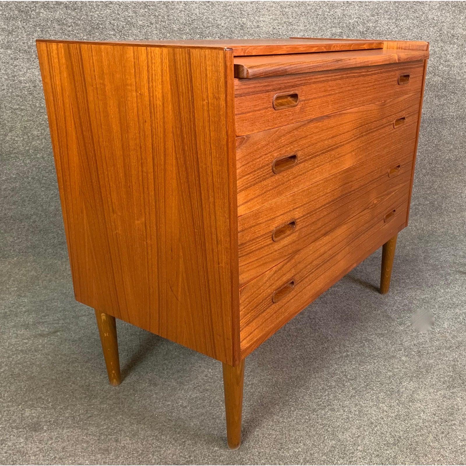 vintage vanity dresser