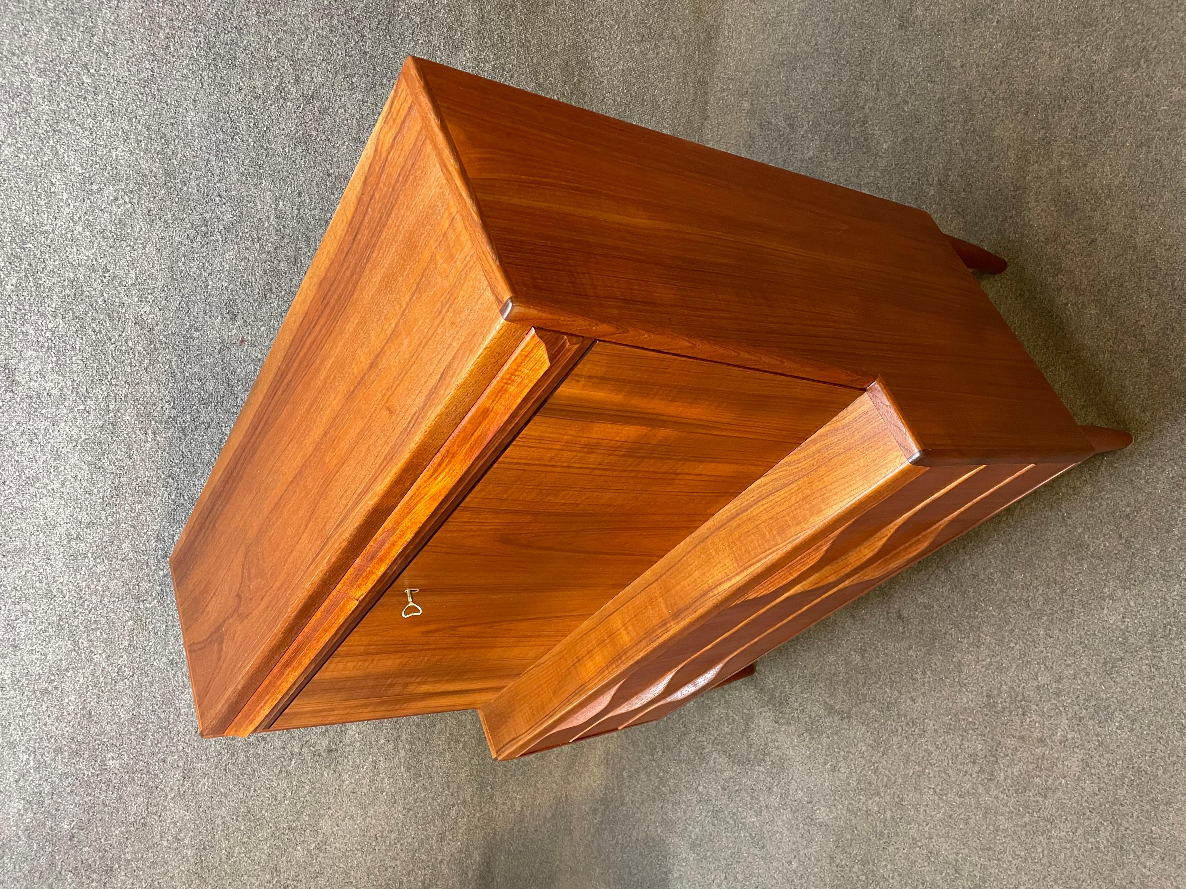 Vintage Danish Mid-Century Modern Teal Secretary Desk by Erling Torvitz In Good Condition For Sale In San Marcos, CA
