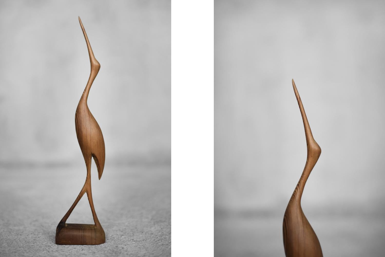 Legno Figurina di gru in legno danese d'epoca della metà del secolo scorso, anni '60 in vendita