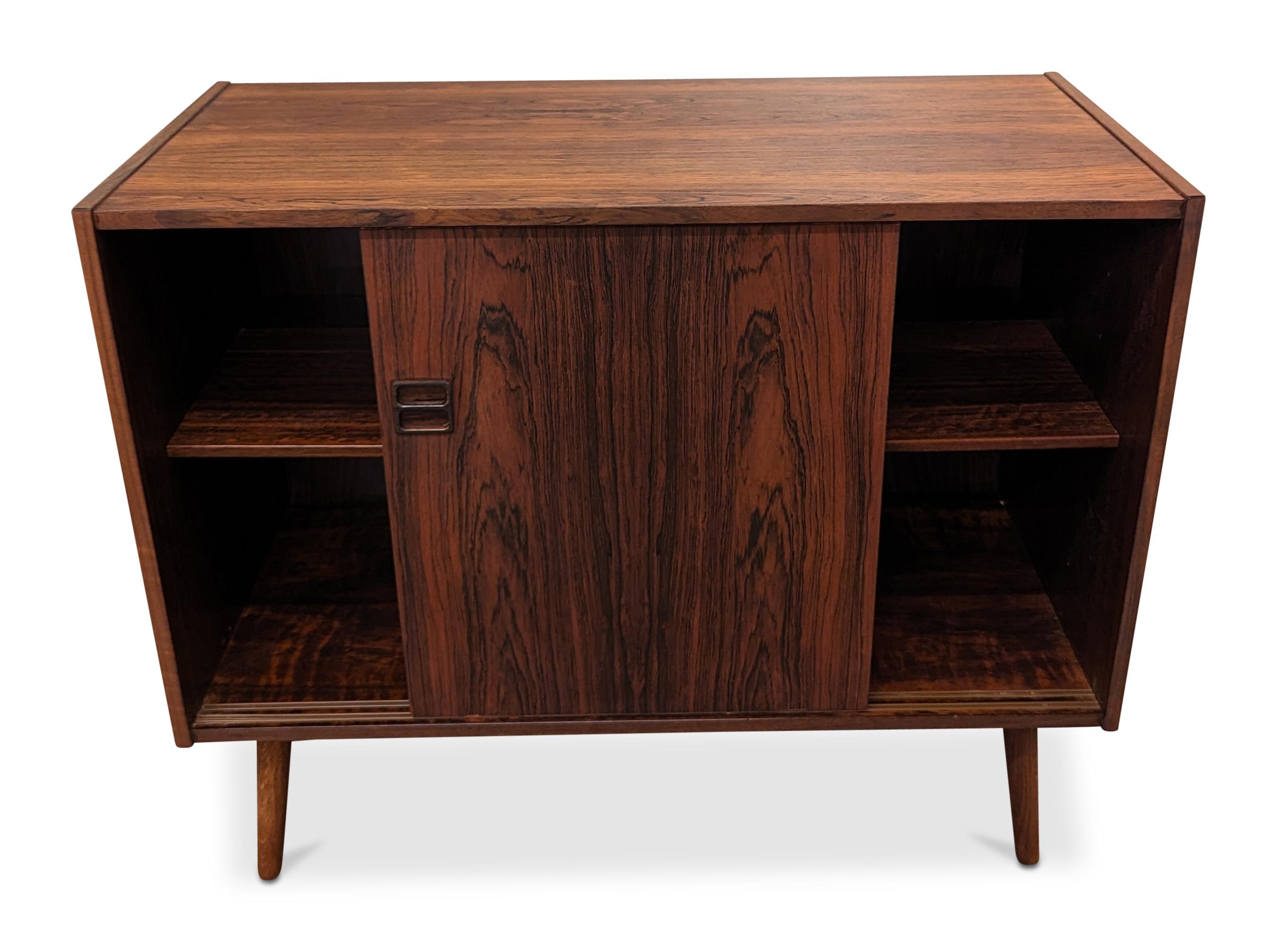 Mid-20th Century Vintage Danish Mid Century Rosewood Cabinet - 0224116