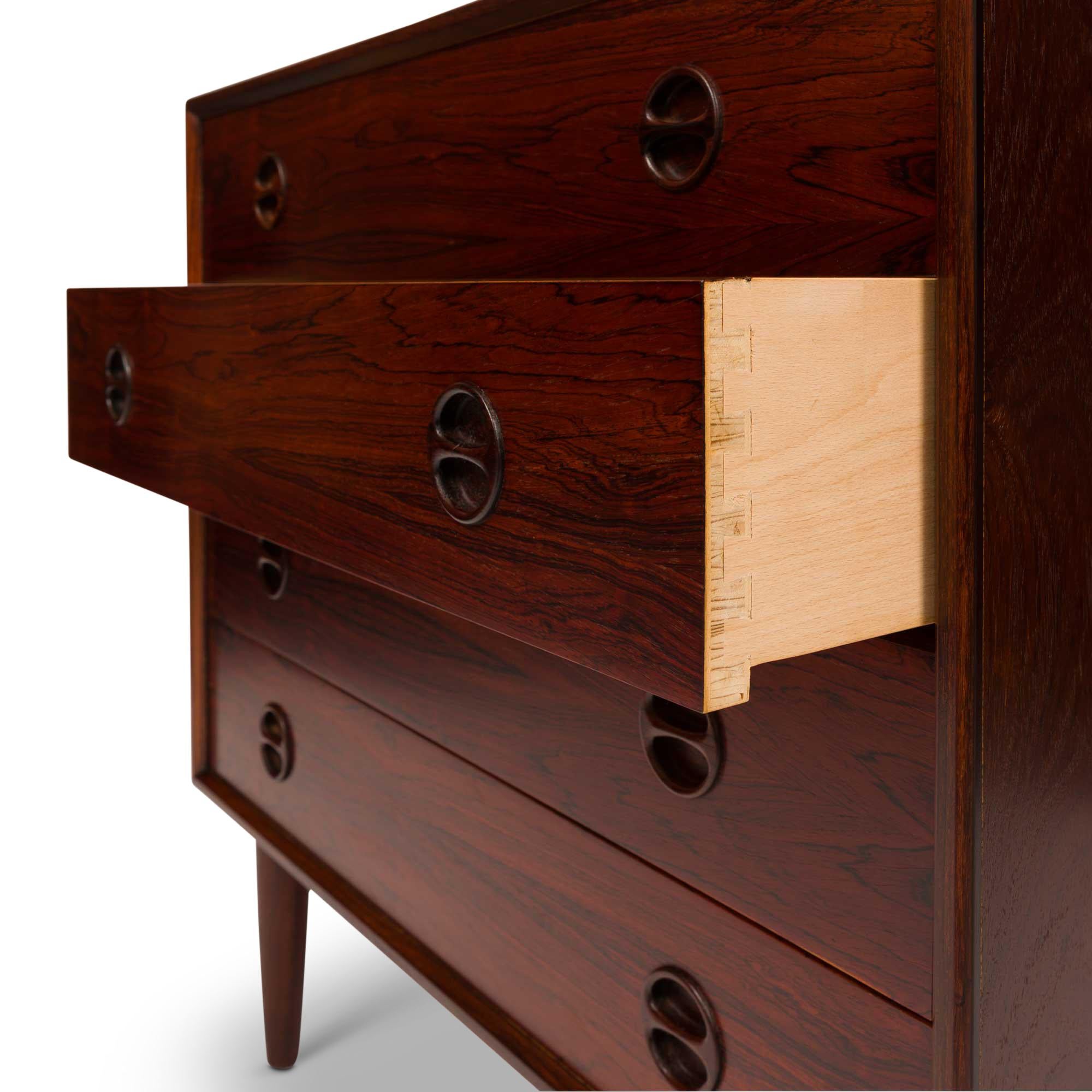 Vintage Danish Mid-Century Rosewood Four-Drawer Dresser For Sale 3