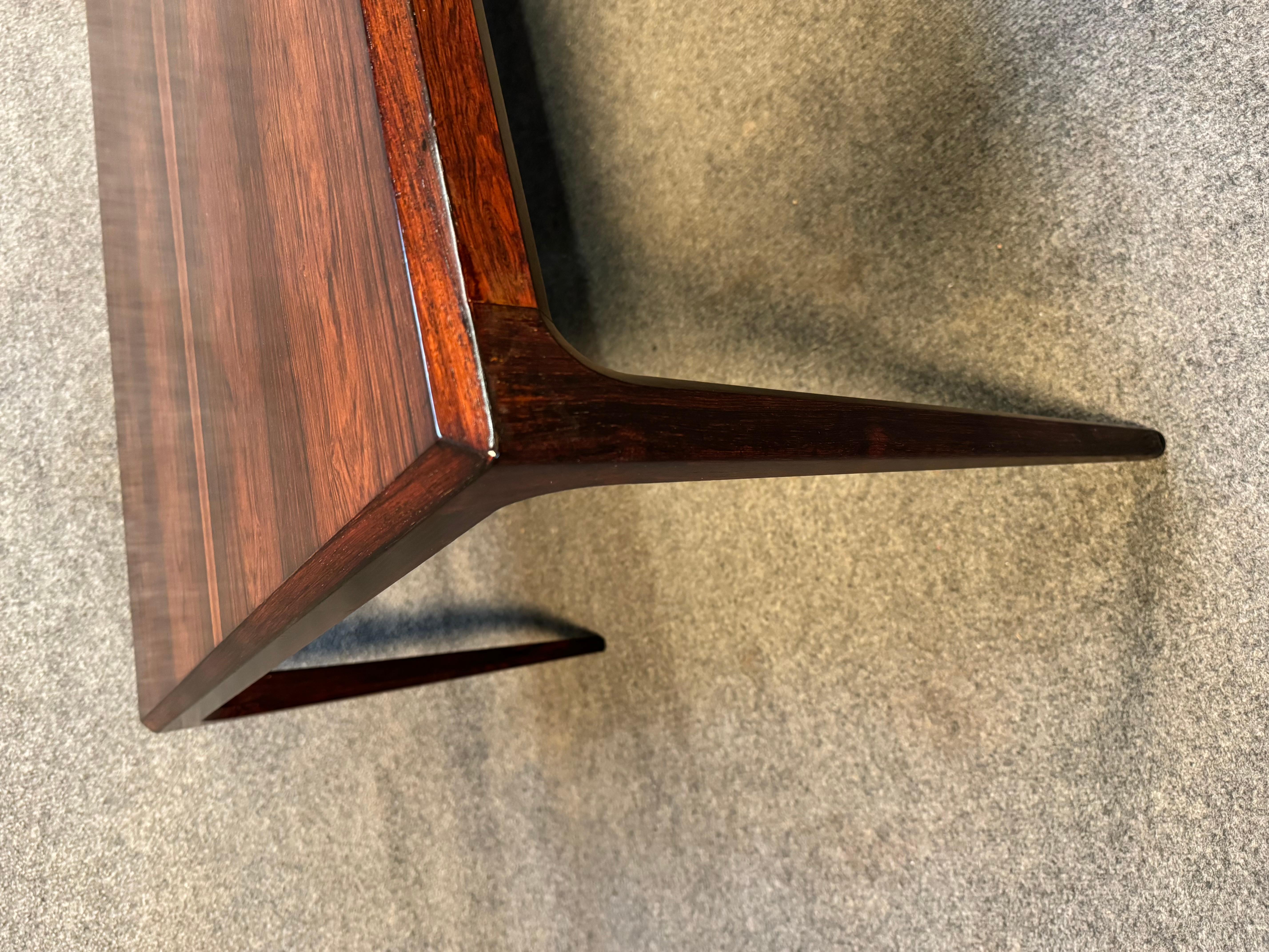 Vintage Danish Mid Century Rosewood Large Coffee Table by Johannes Andersen In Good Condition For Sale In San Marcos, CA
