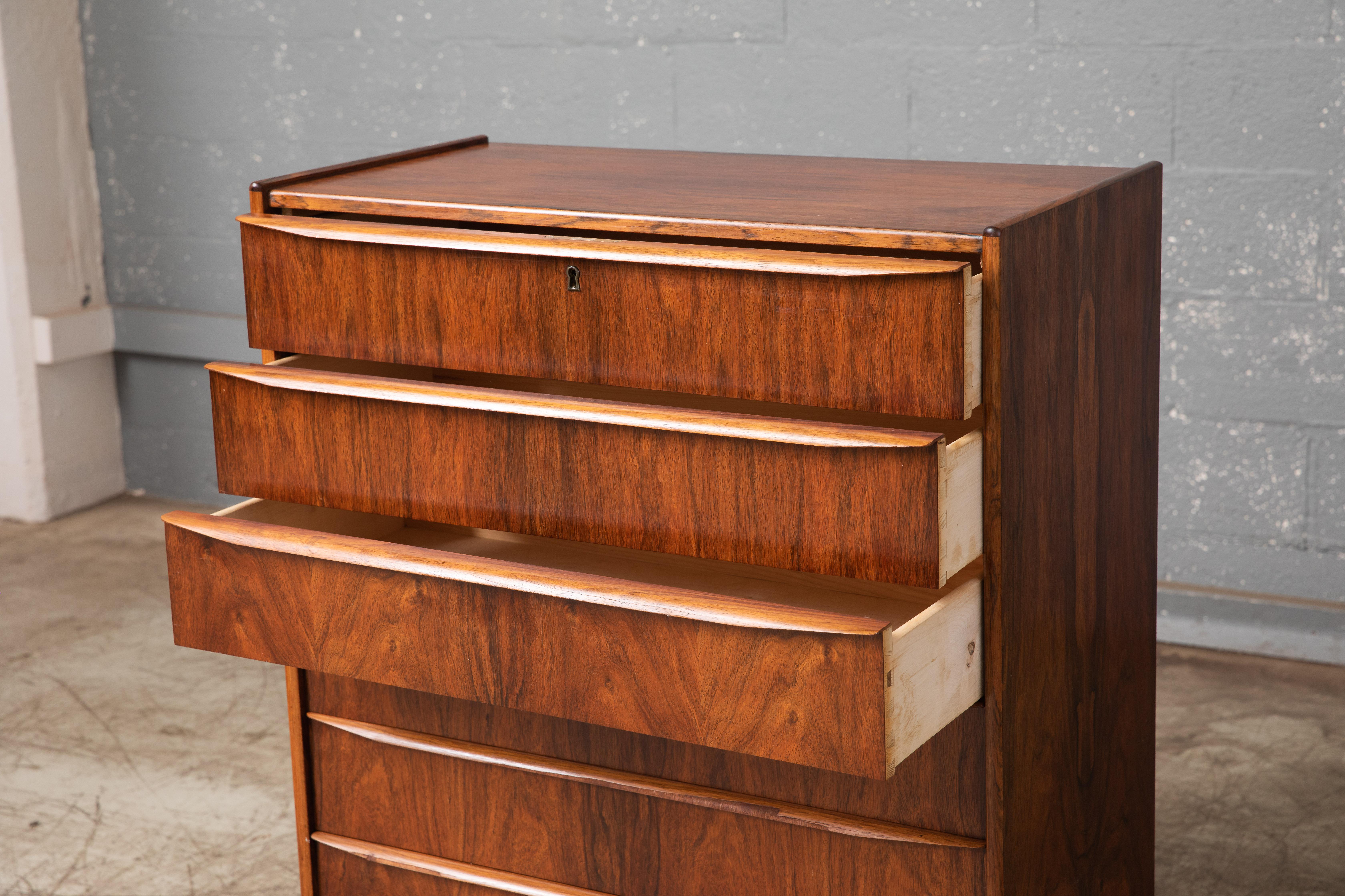 Vintage Danish Mid-Century Rosewood Six-Drawer Dresser 1