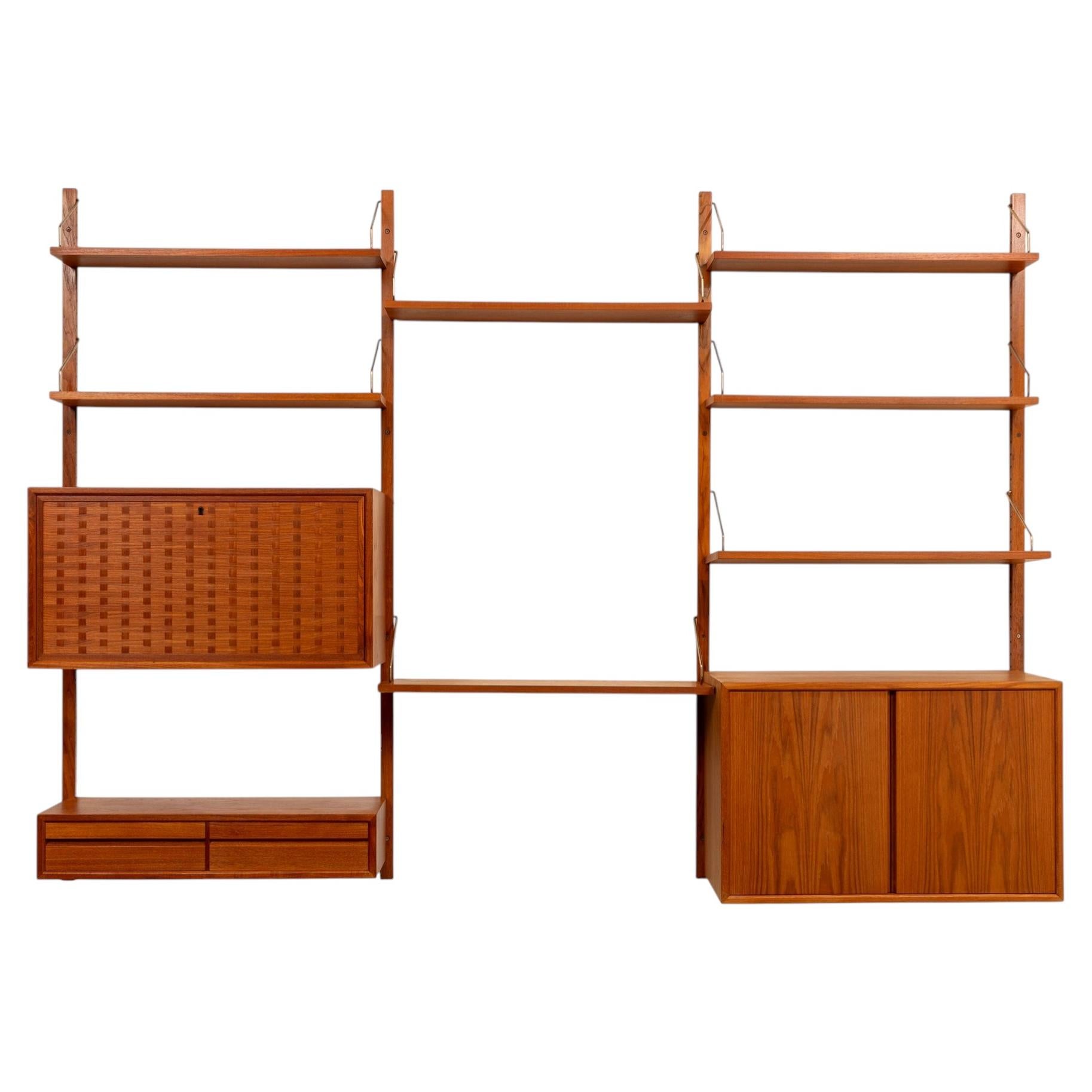 Royal System danese vintage della metà del secolo di Poul Cadovius in teak