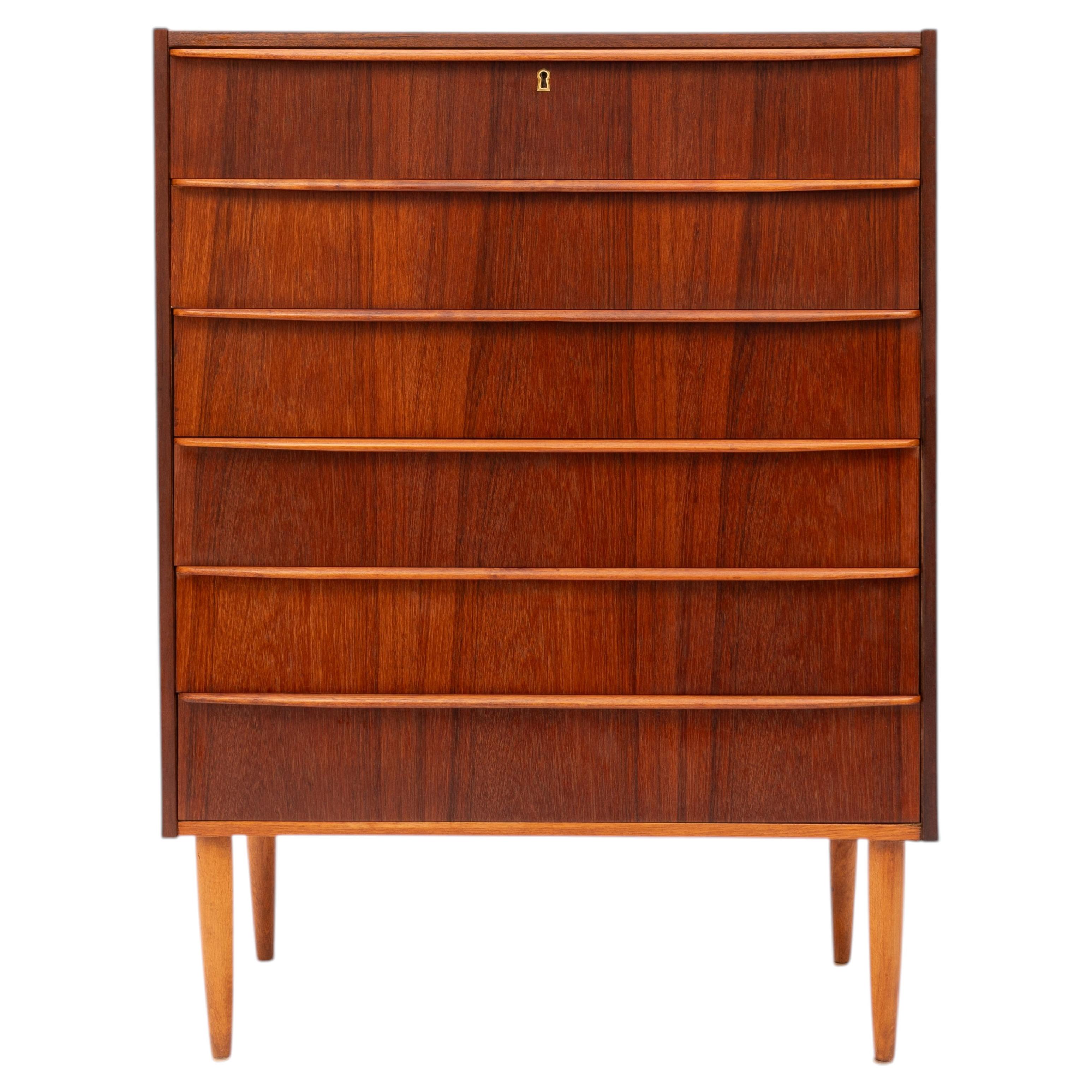 Vintage Danish Mid-Century Sechs-Schubladen Teak Tallboy Kommode 1960s im Angebot