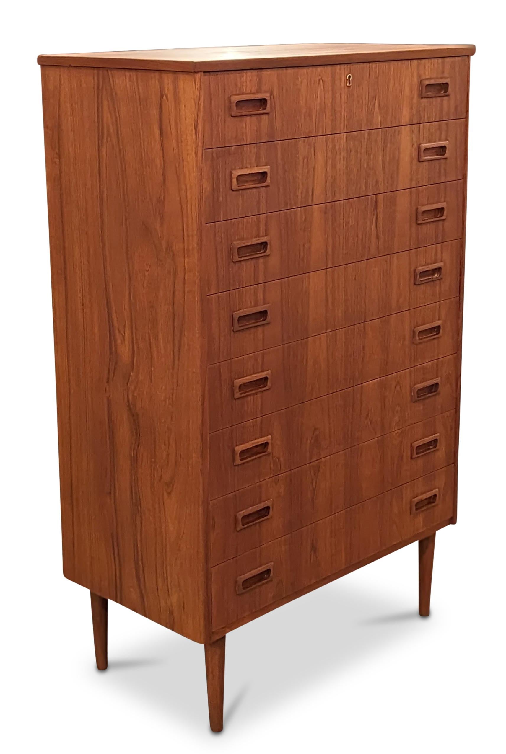 Mid-20th Century Vintage Danish Midcentury Tall Boy Dresser, 012331