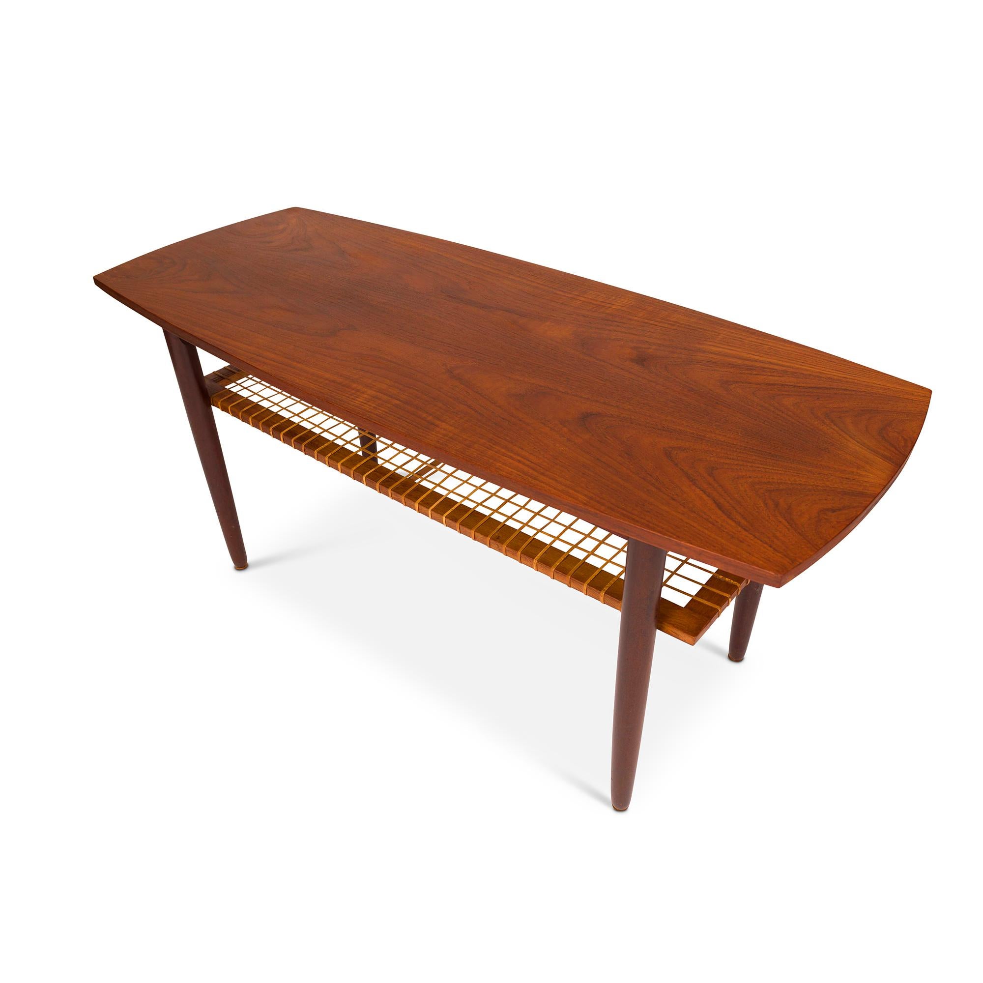 Vintage Danish Mid-Century Teak  and Cane Coffee Table 1960s For Sale 4