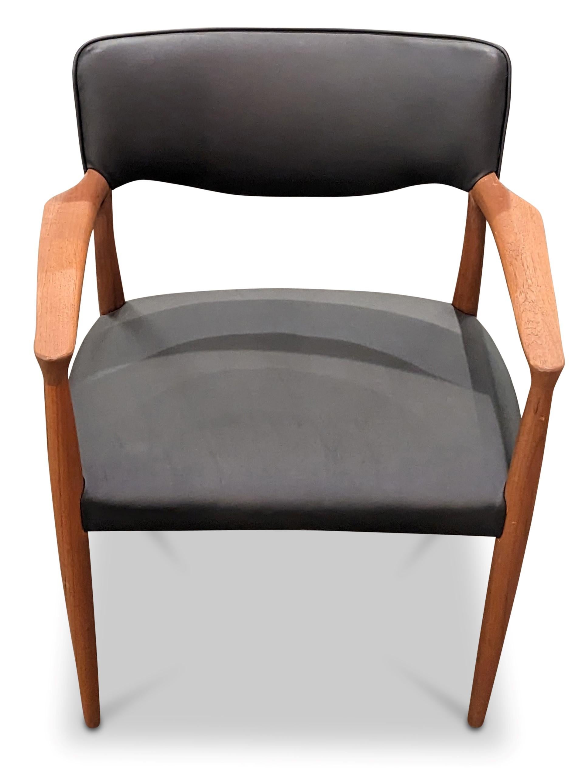 Vintage Danish Mid Century Teak Arm / Desk Chair - 122206 1